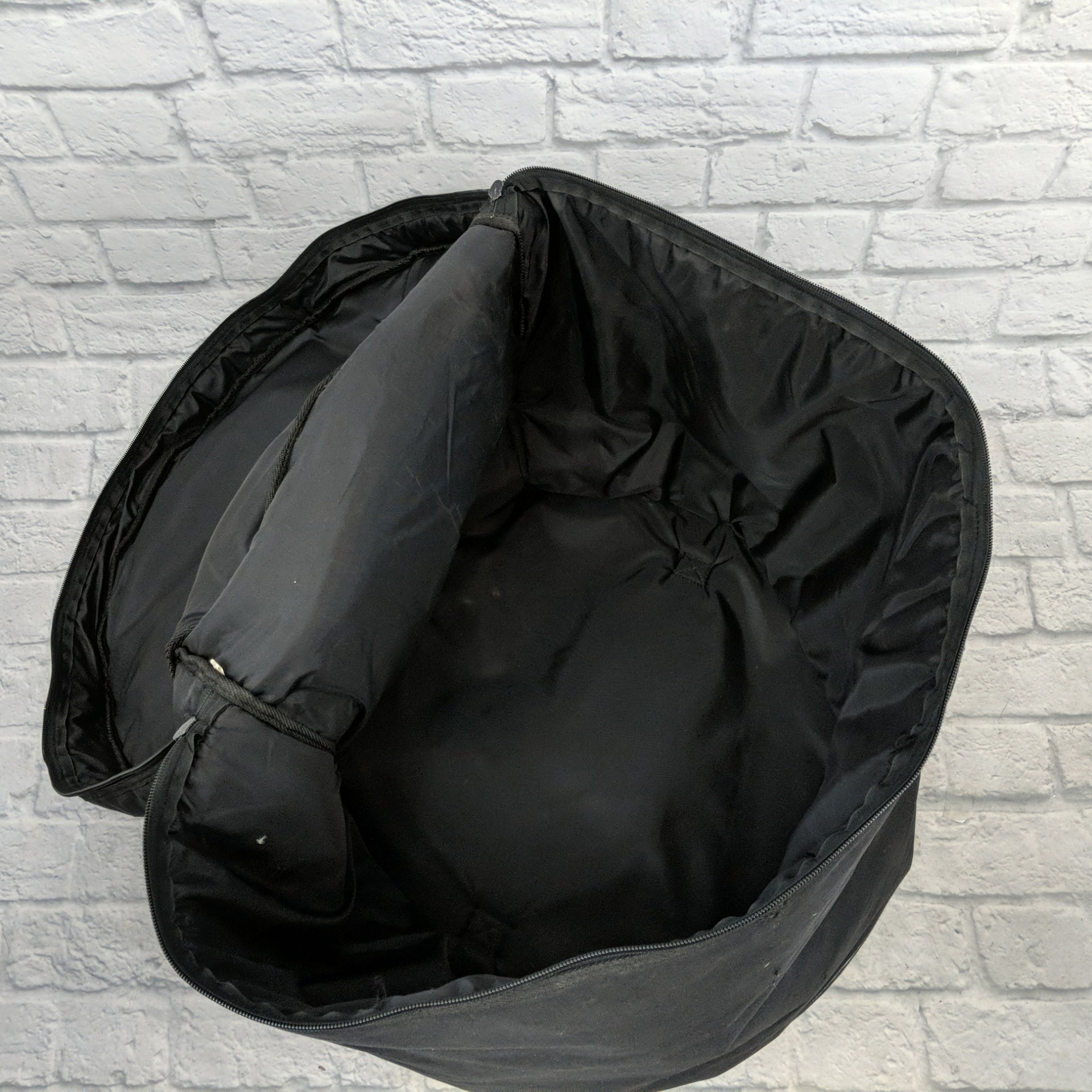 Humes & Berg Galaxy 18x22 Soft Case