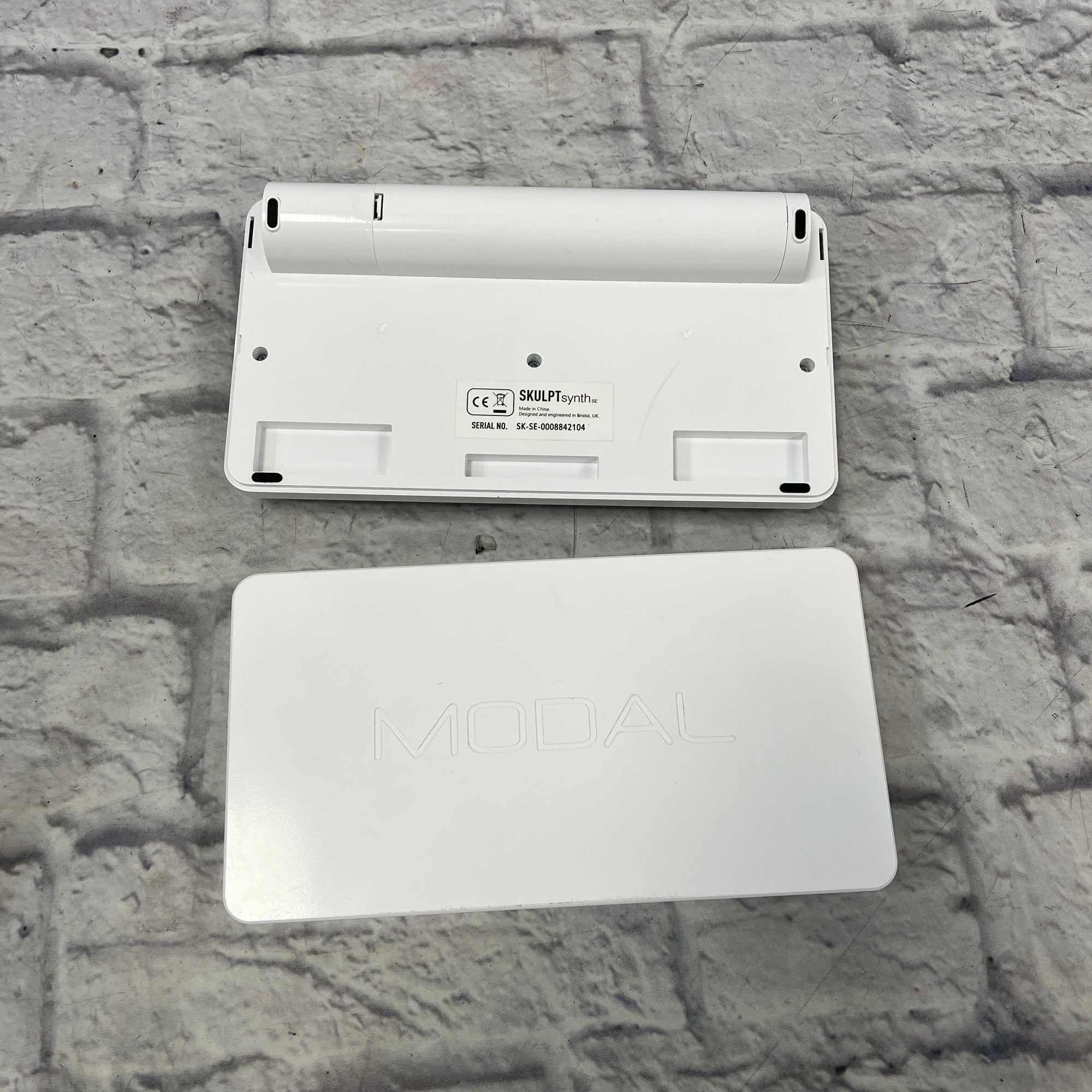 Modal Skulpt Synth SE Modular Synthesizer