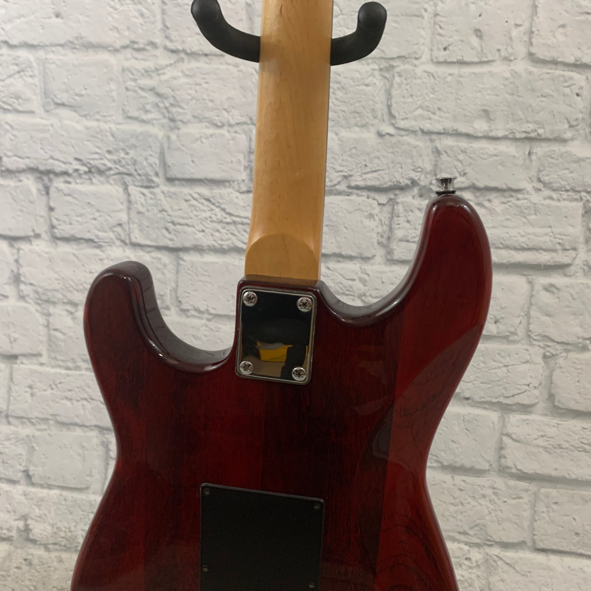 Hamer Slammer HSH Stratocaster Transparent Red