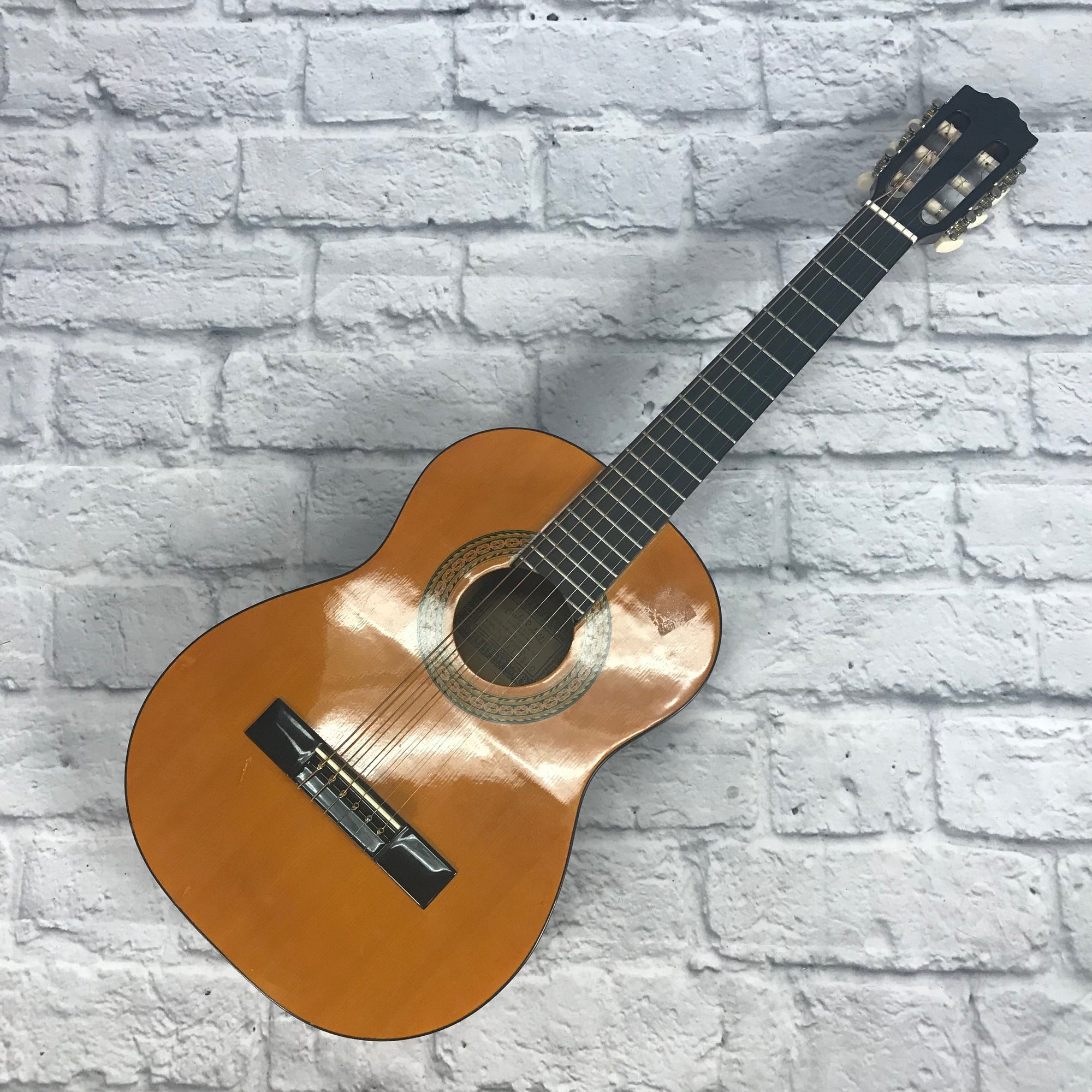 Carlo Robelli Classical Guitar
