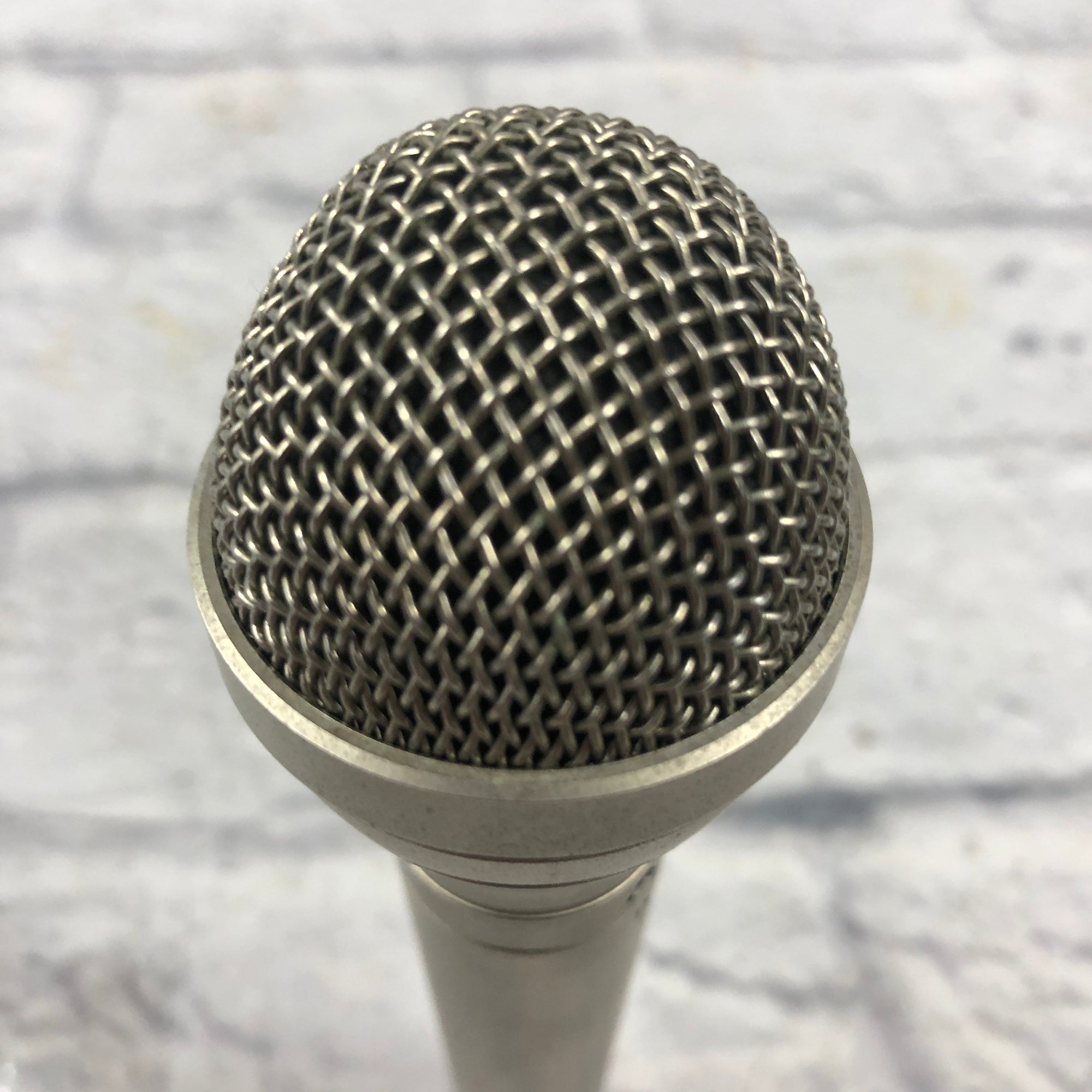 AKG D310 Dynamic Microphone