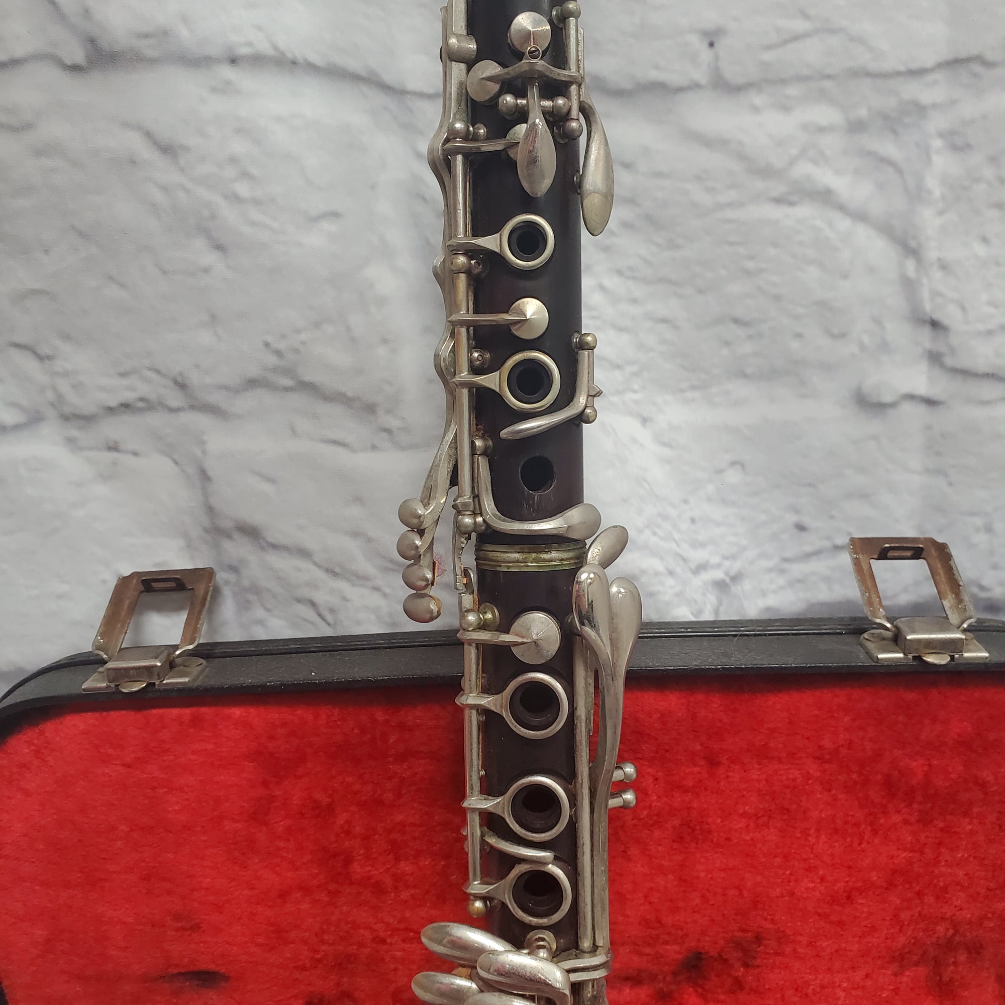 Vintage F. E. Olds Parisian Ambassador Clarinet