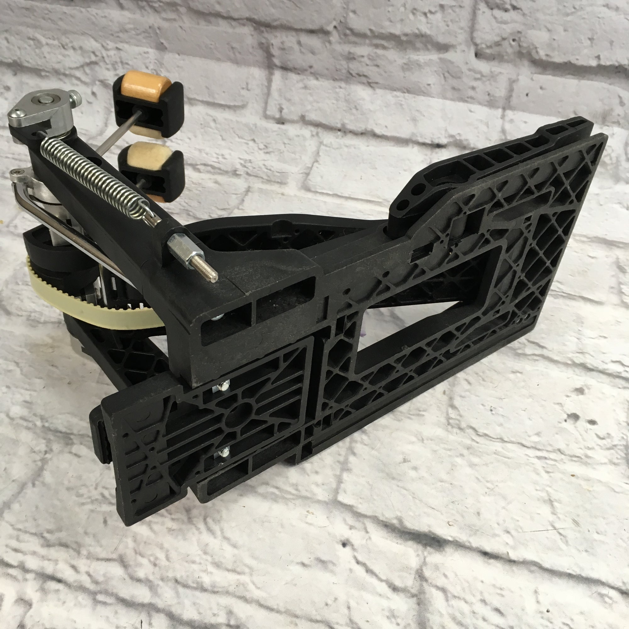 dualist pedal The Dualist Kick Pedal