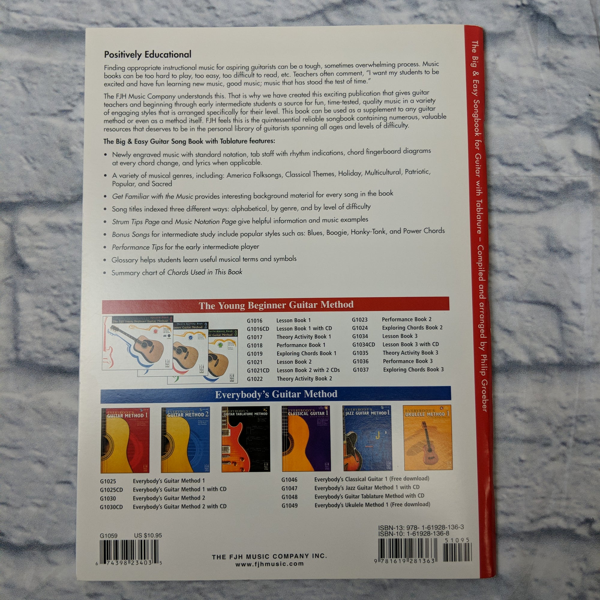 Fjh Music The Big & Easy Songbook For Guitar With Tablature