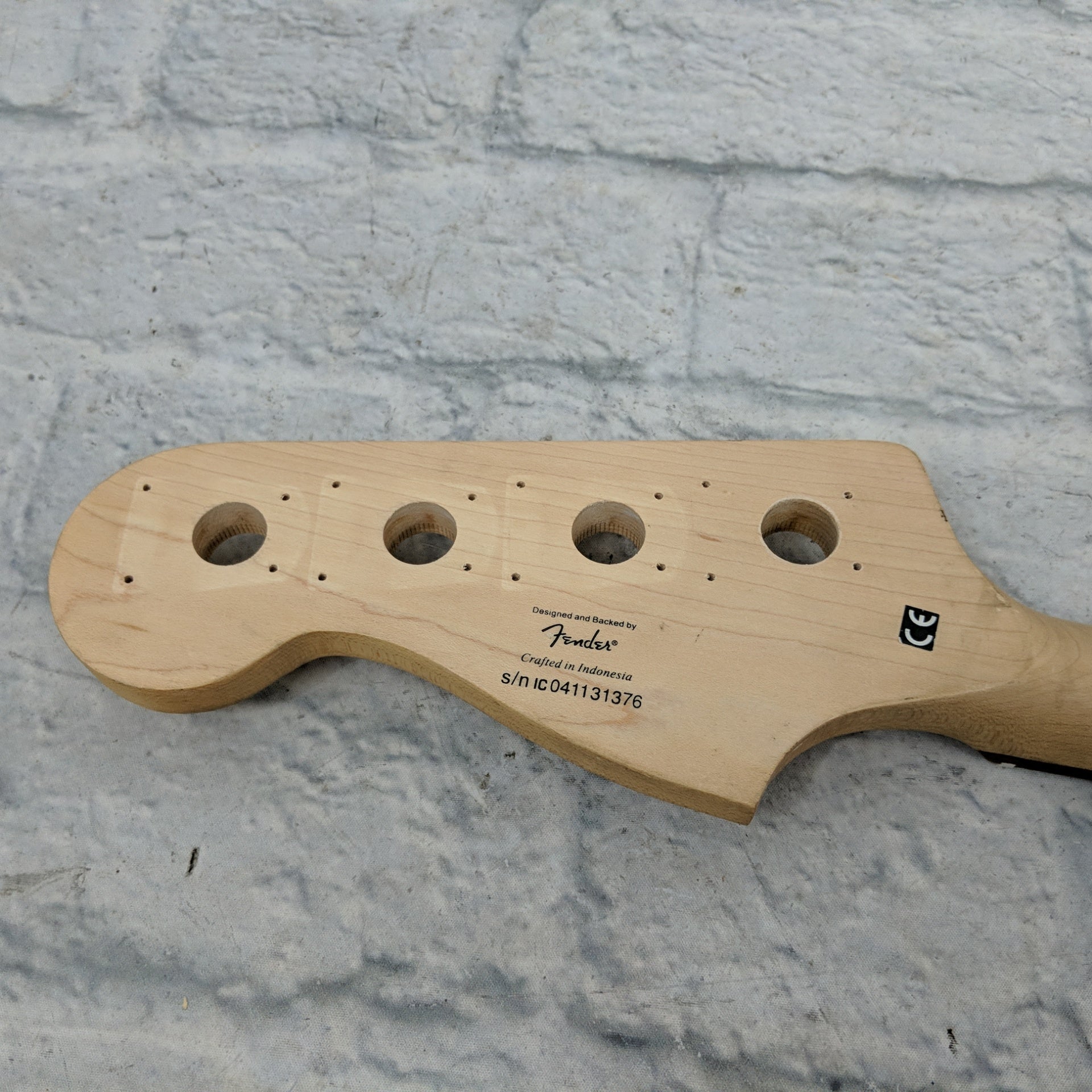 Squier Standard Series Jazz Bass Neck