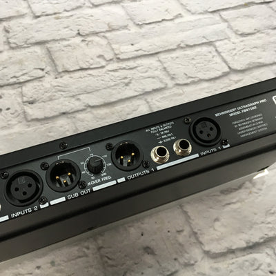 Behringer Ultragraph FBQ1502 Equalizer