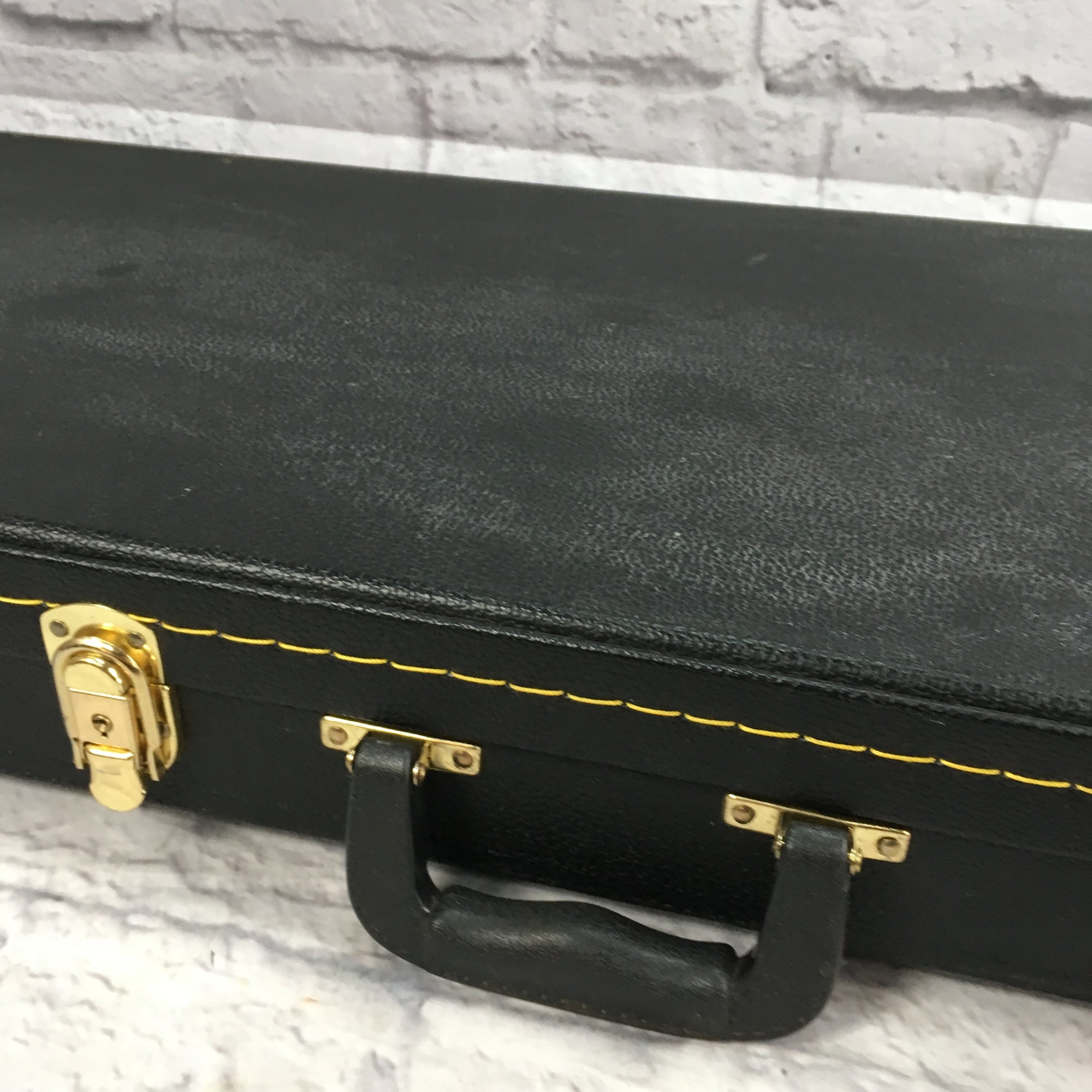 Unknown Black Hardshell Electric Guitar Case