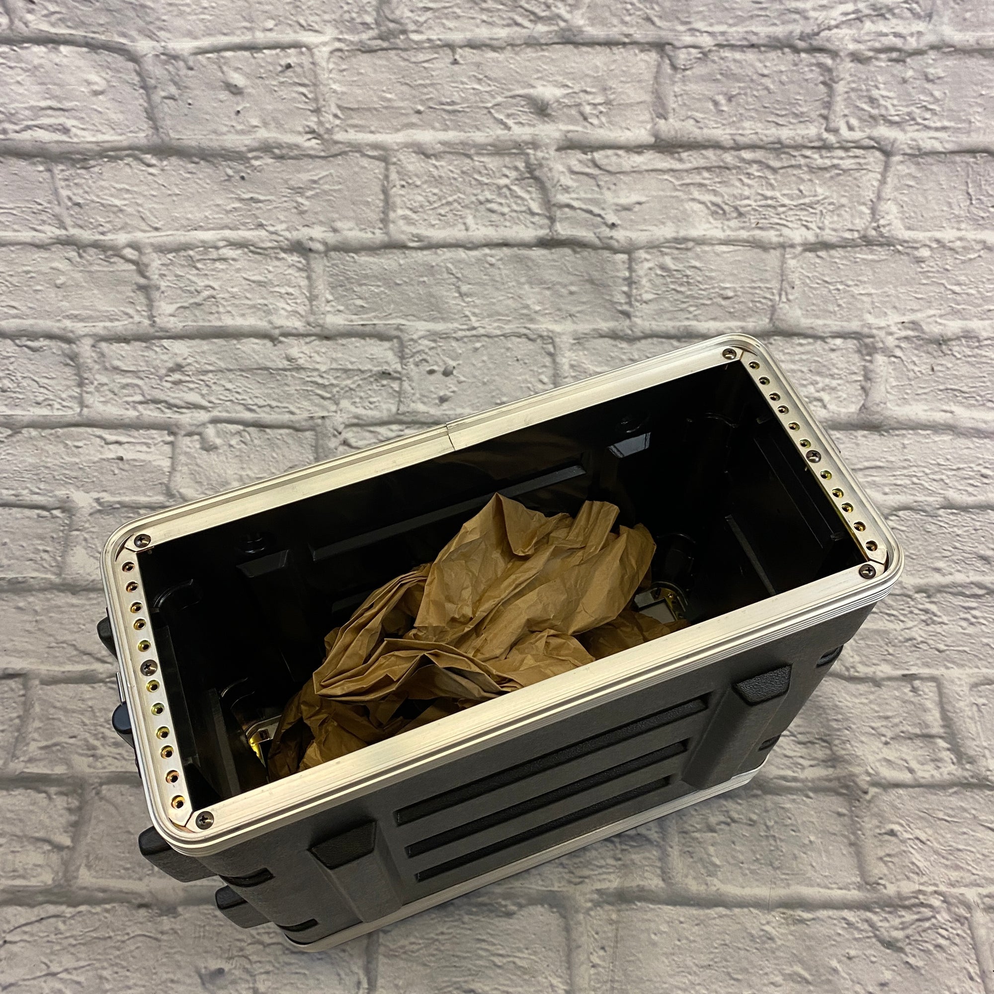 Molded Plastic 4 Space Rack Case