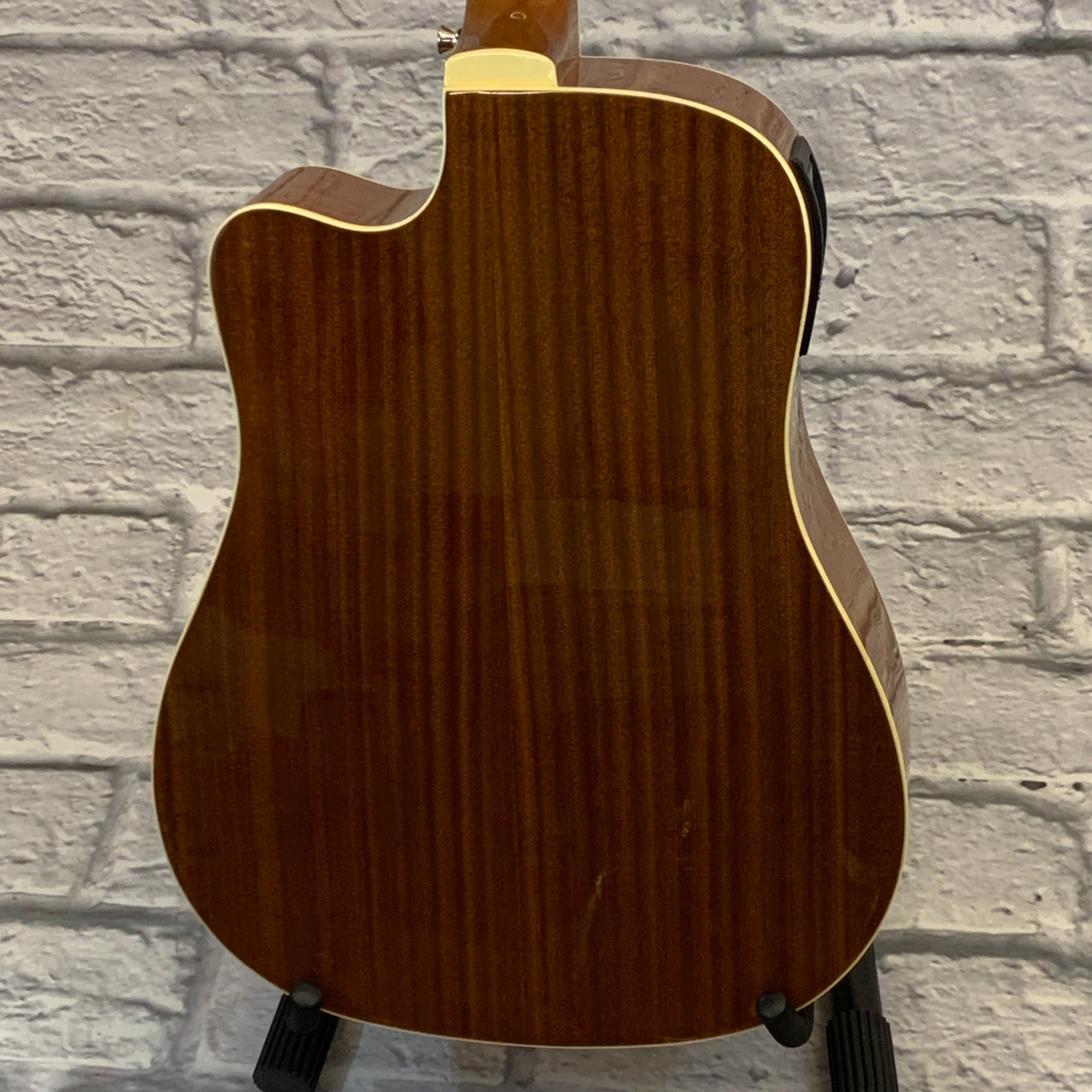 Suzuki SDG-45CE Acoustic/Electric Cutaway Natural