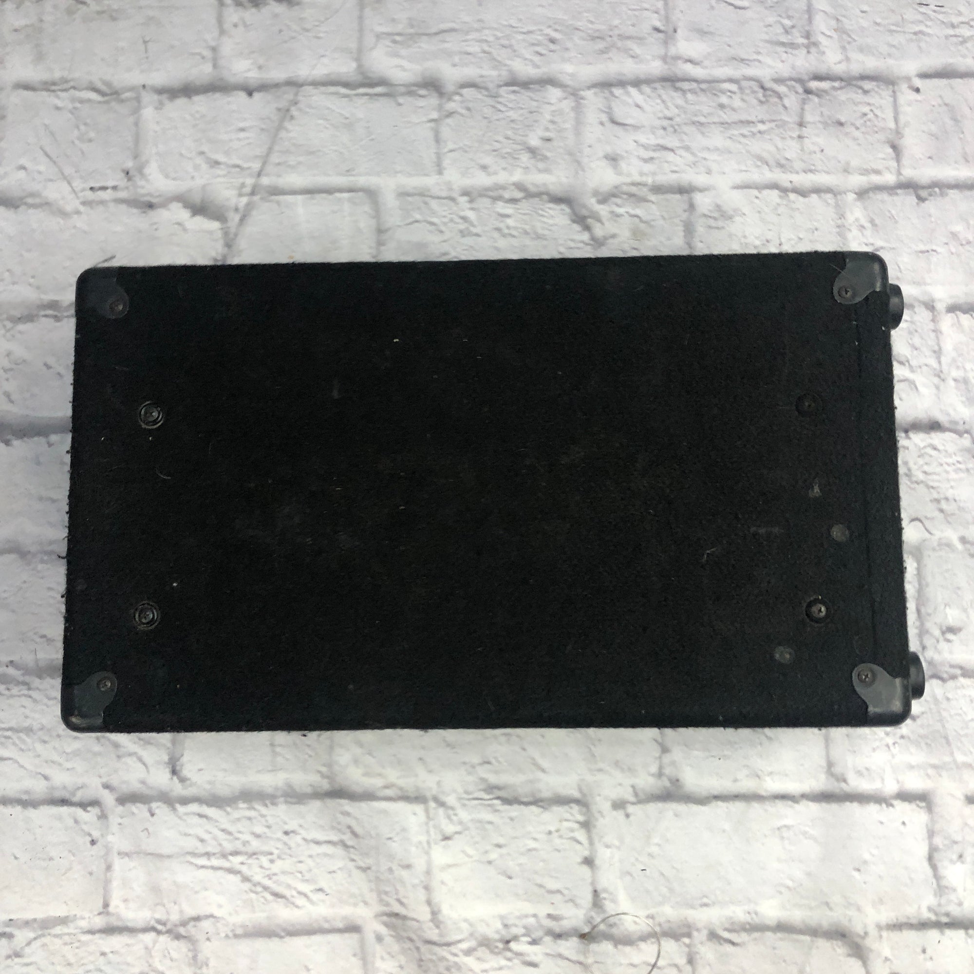 Carvin R1000 Bass Amp Head