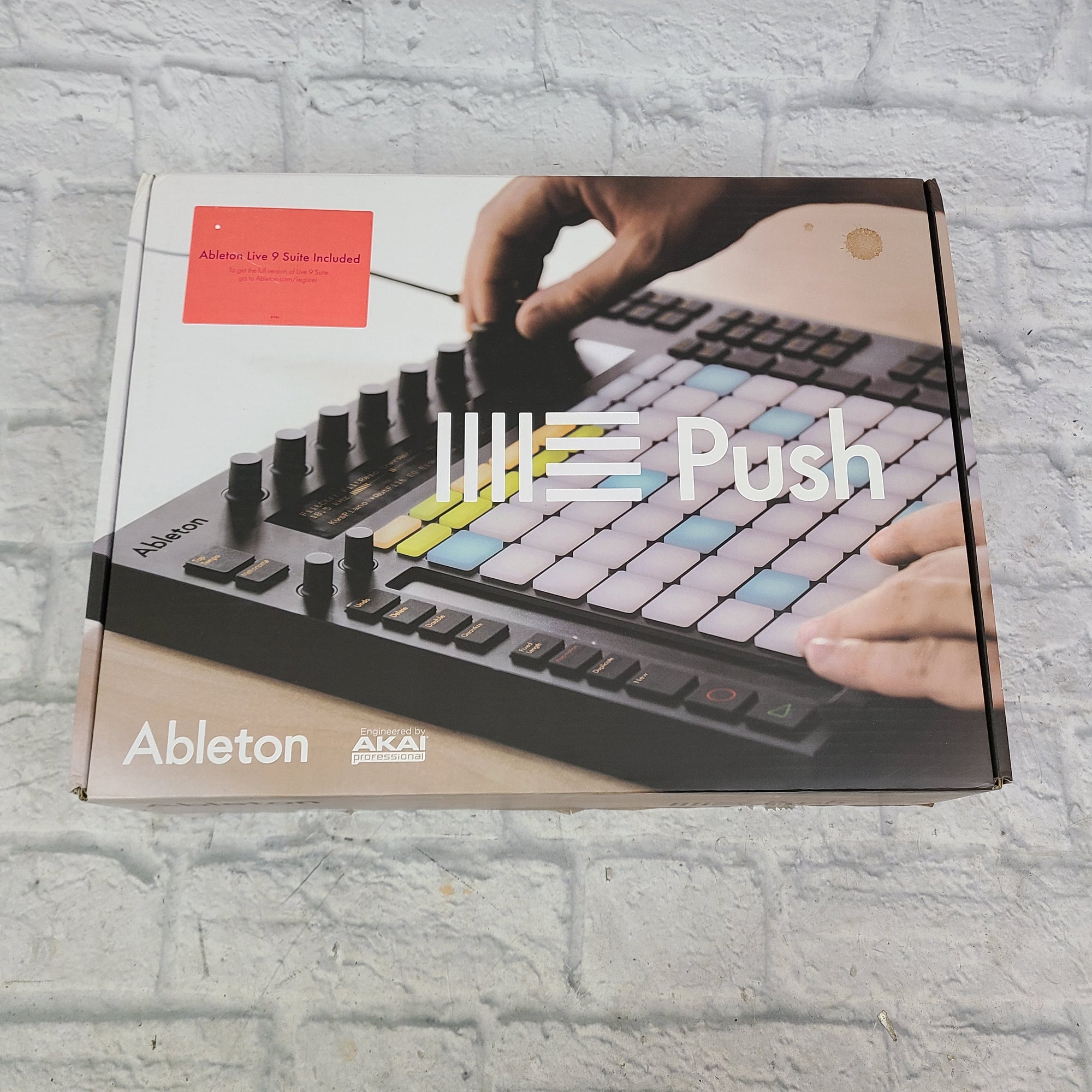 ableton midi pedal Akai Ableton Push Midi Controller