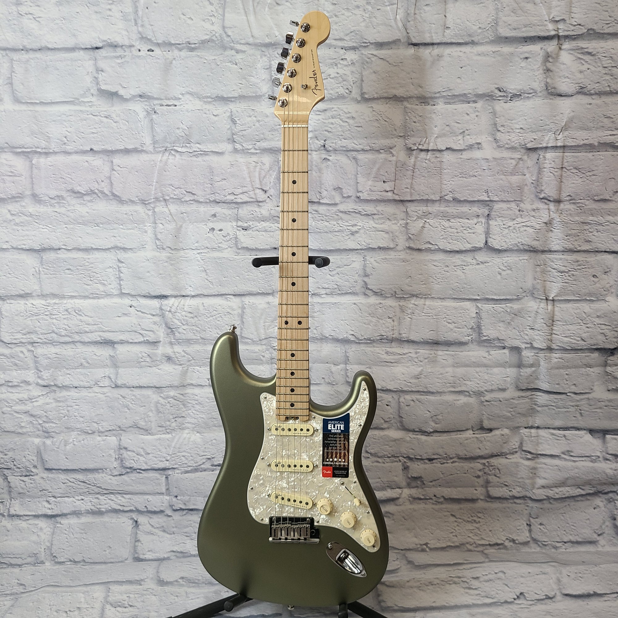Fender American Elite Stratocaster MN SA Maple Fretboard - Satin Jade Pearl