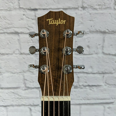 Taylor BT-1 Baby Taylor Travel Acoustic Guitar