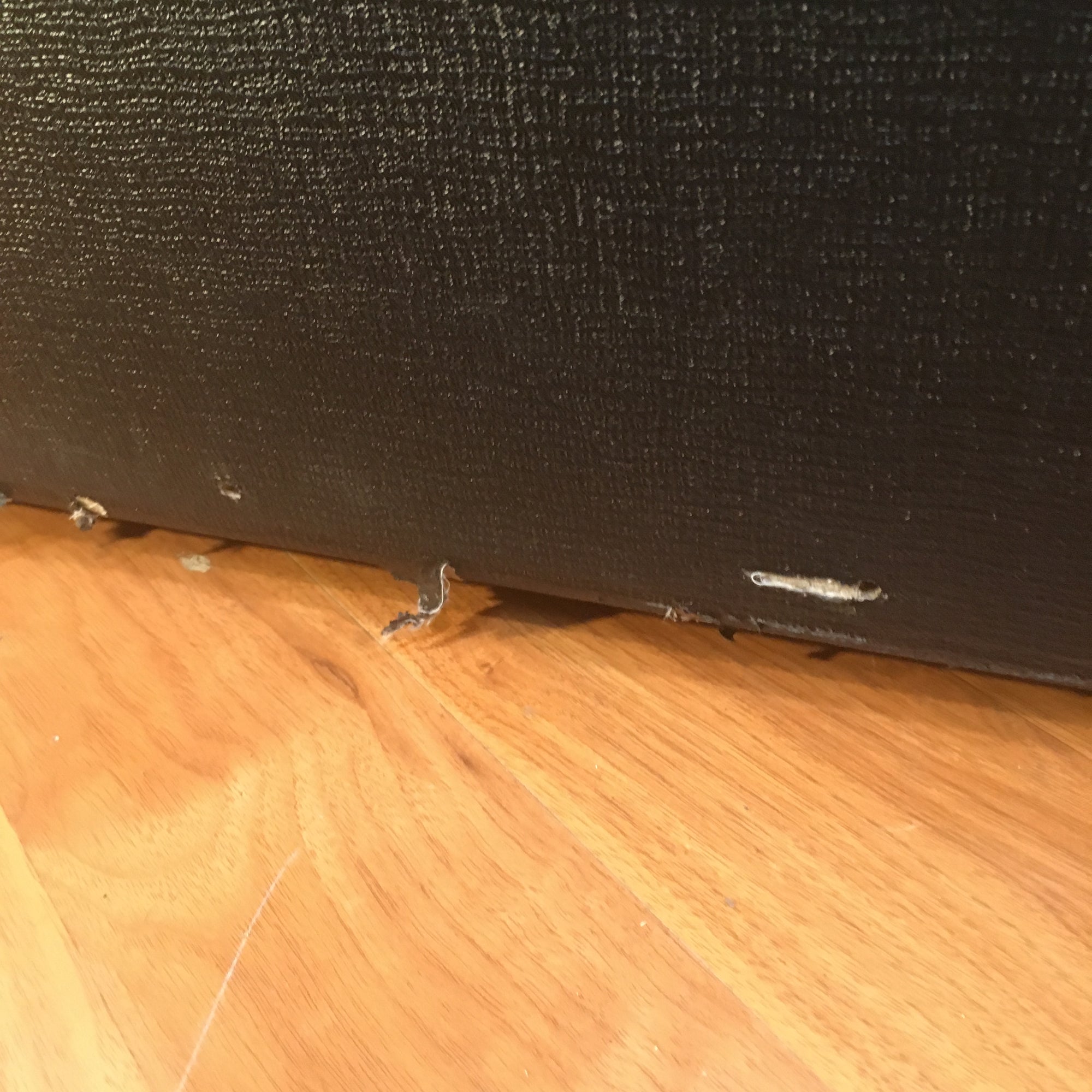 ** Vox V412BK 4x12 120w Guitar Cabinet