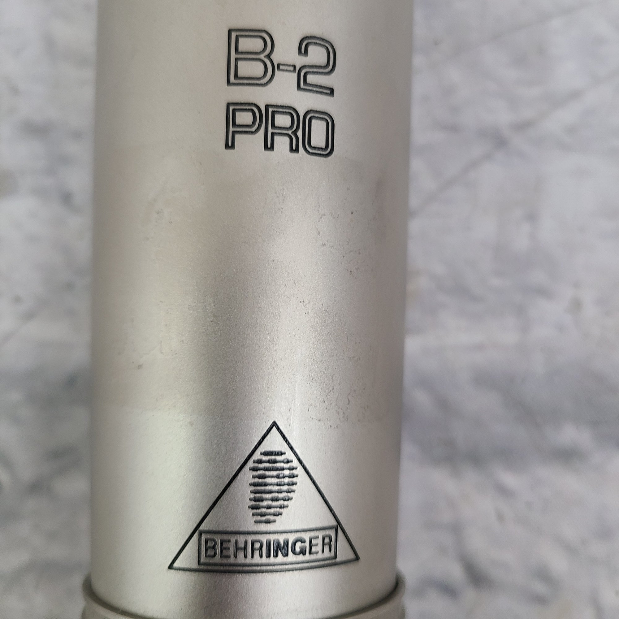 Behringer B2 Studio Multipattern Condenser Microphone