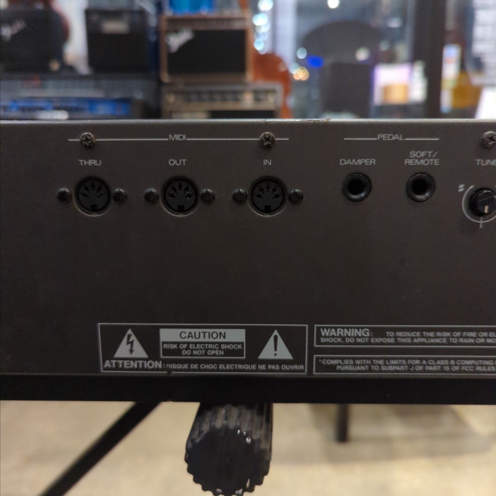 Roland RD-300  Digital Piano