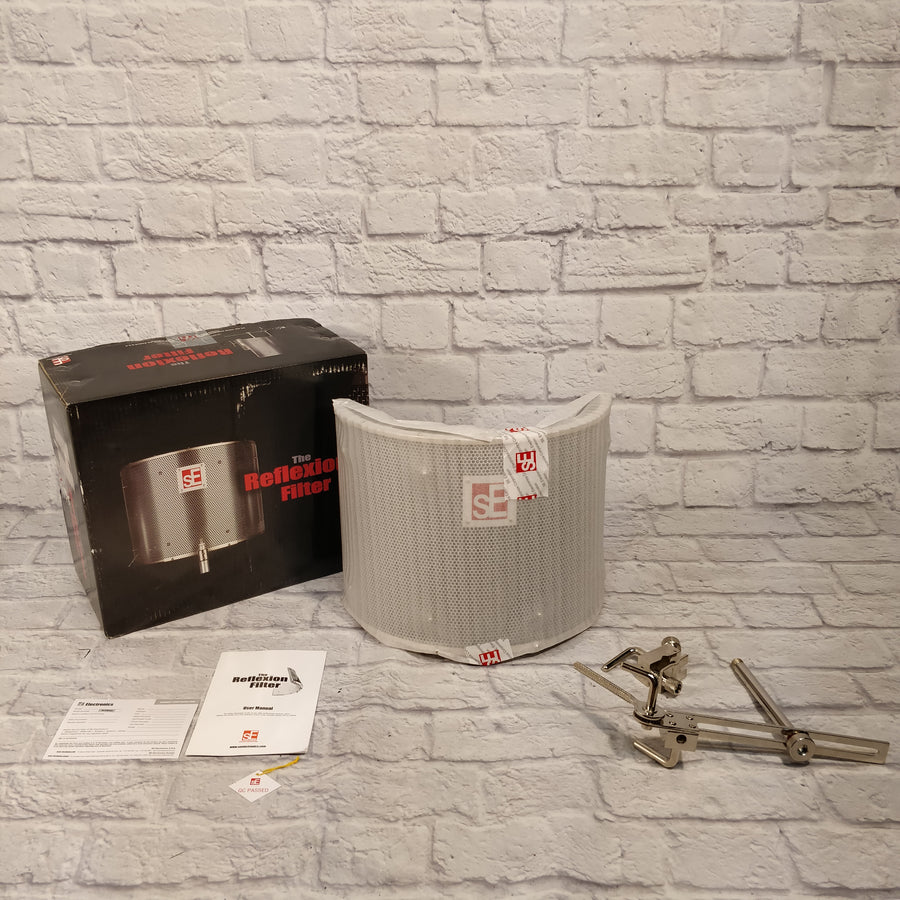 SE The Reflexion Filter PRO Portable Vocal Booth (Unused)