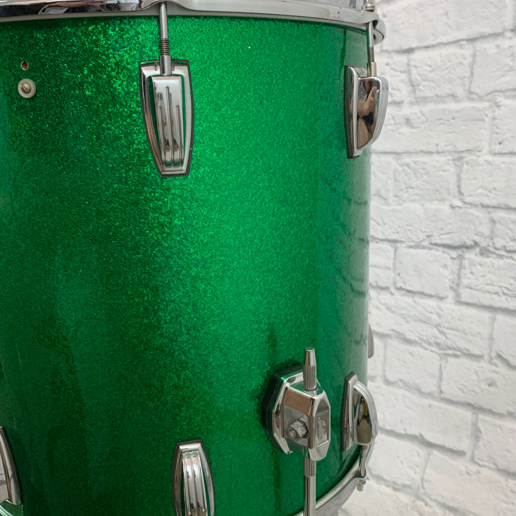 Ludwig B/O Badge 16x15 Floor Tom Green Sparkle 1970