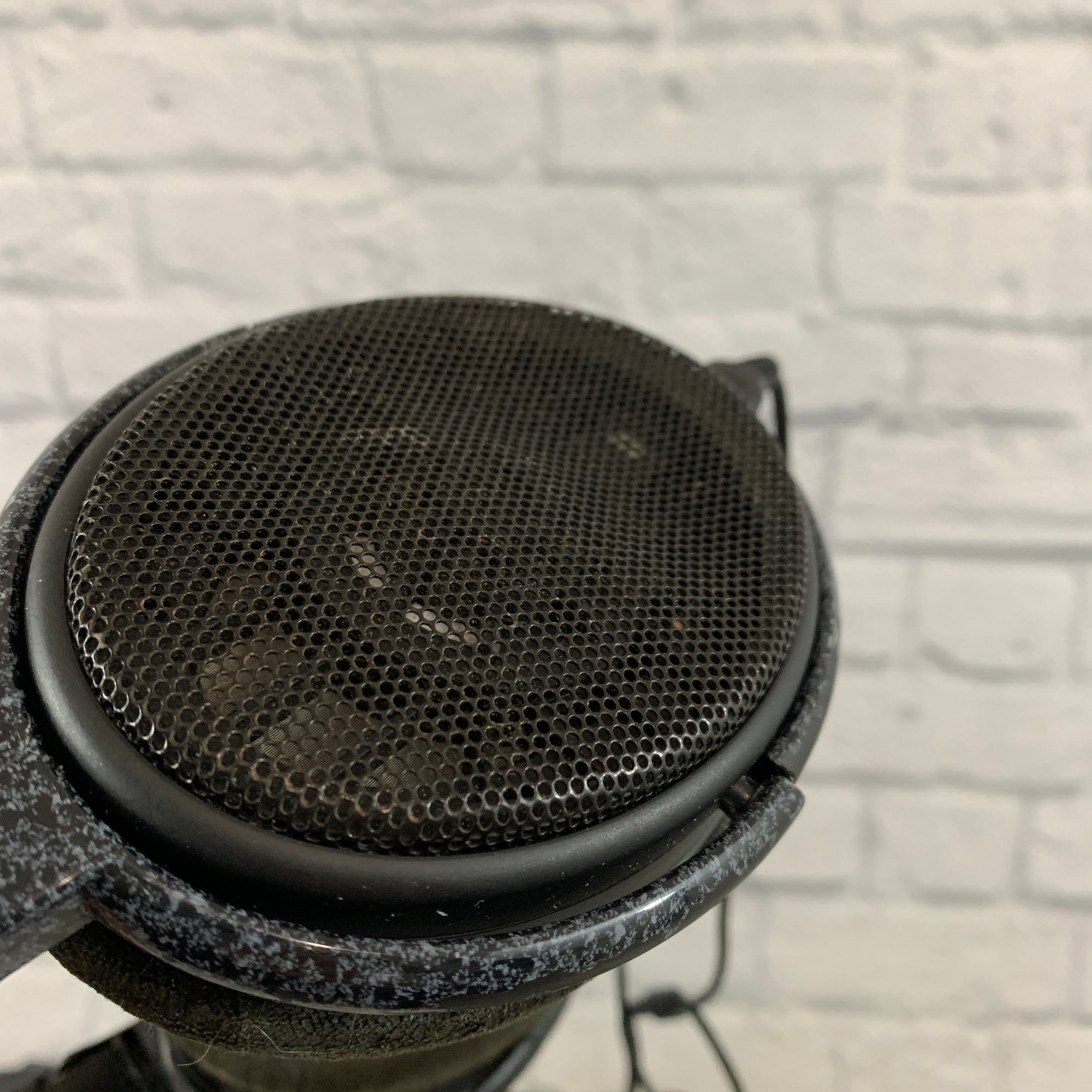 Sennheiser HD 600 Professional Studio Headphones