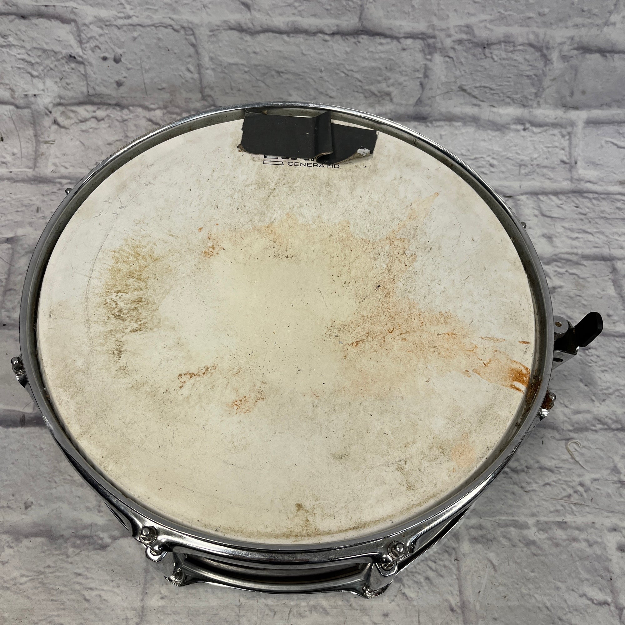 Pearl 14 Forum Snare Drum