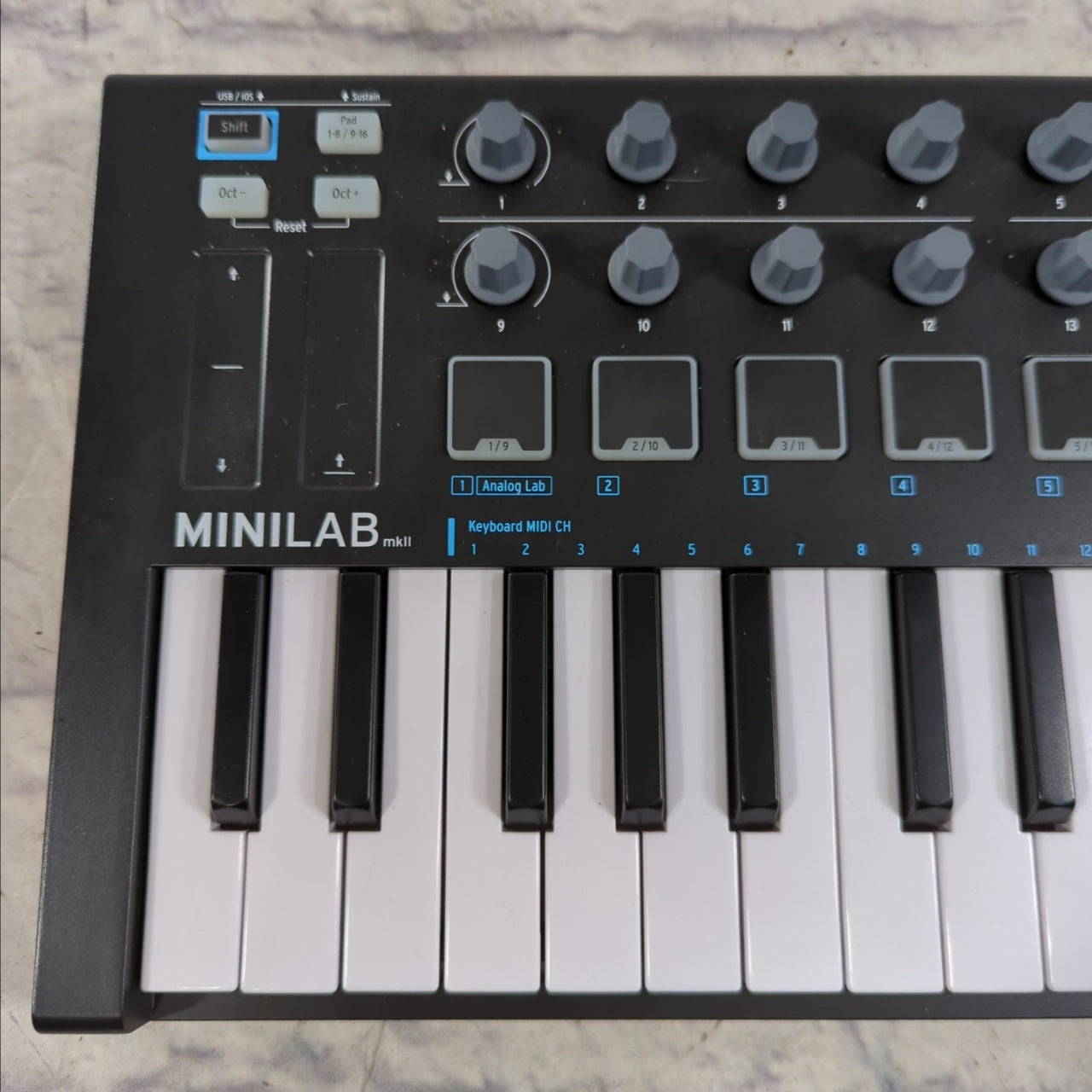 Arturia MiniLab MKII Midi Controller - Evolution Music