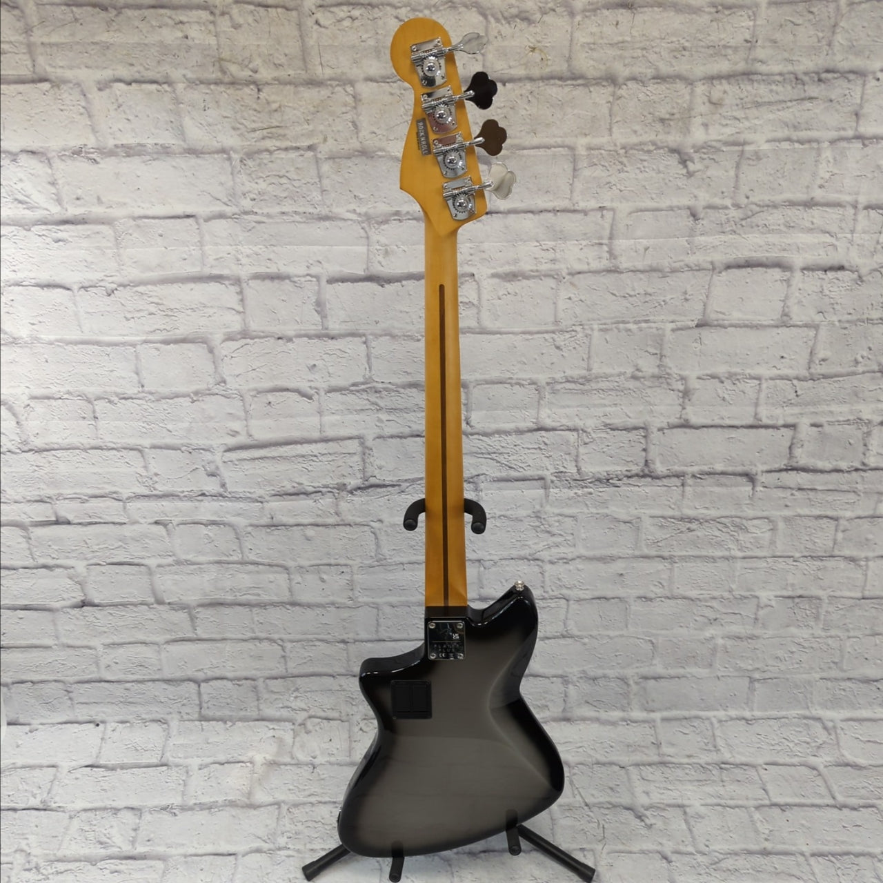 Fender Play Plus Active Meteora Bass Silverburst 4 String Bass Guitar