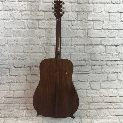 WFM Mitchell MD-100 Acoustic Guitar