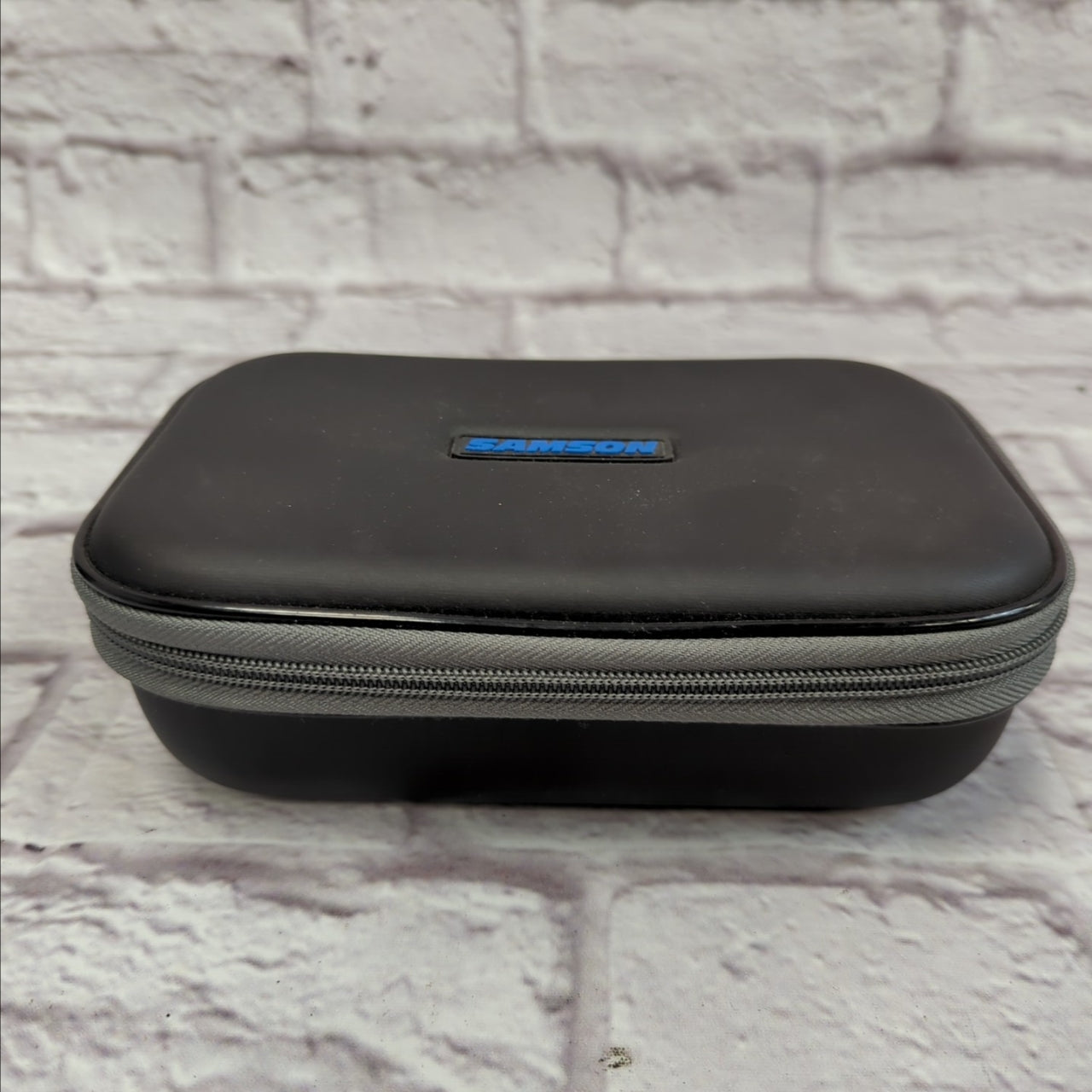 Samson CS Series 2-in-1 Dynamic Condenser Microphone