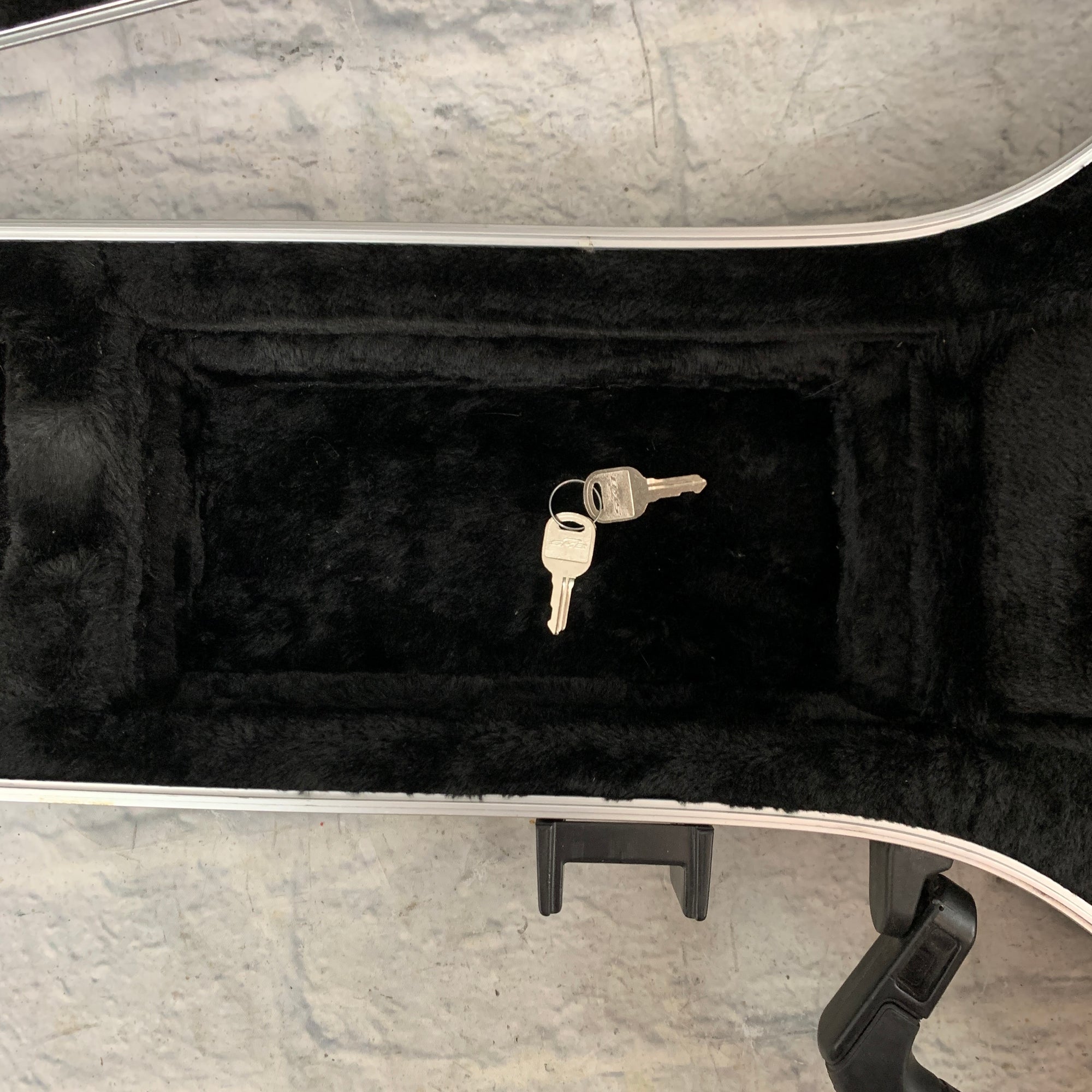 SKB SG Hardshell Case w/ TSA Lock