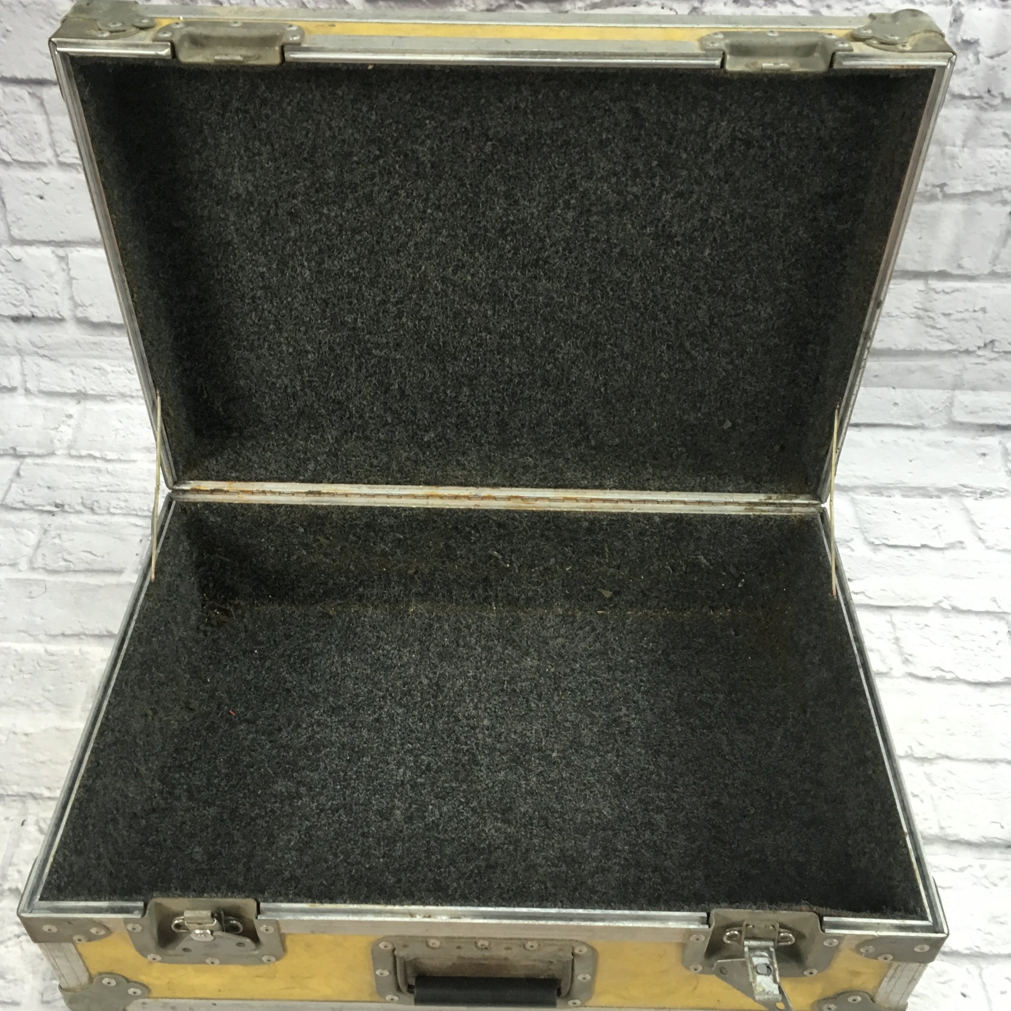 R&R ATA Road Case 23 x 15 x 8