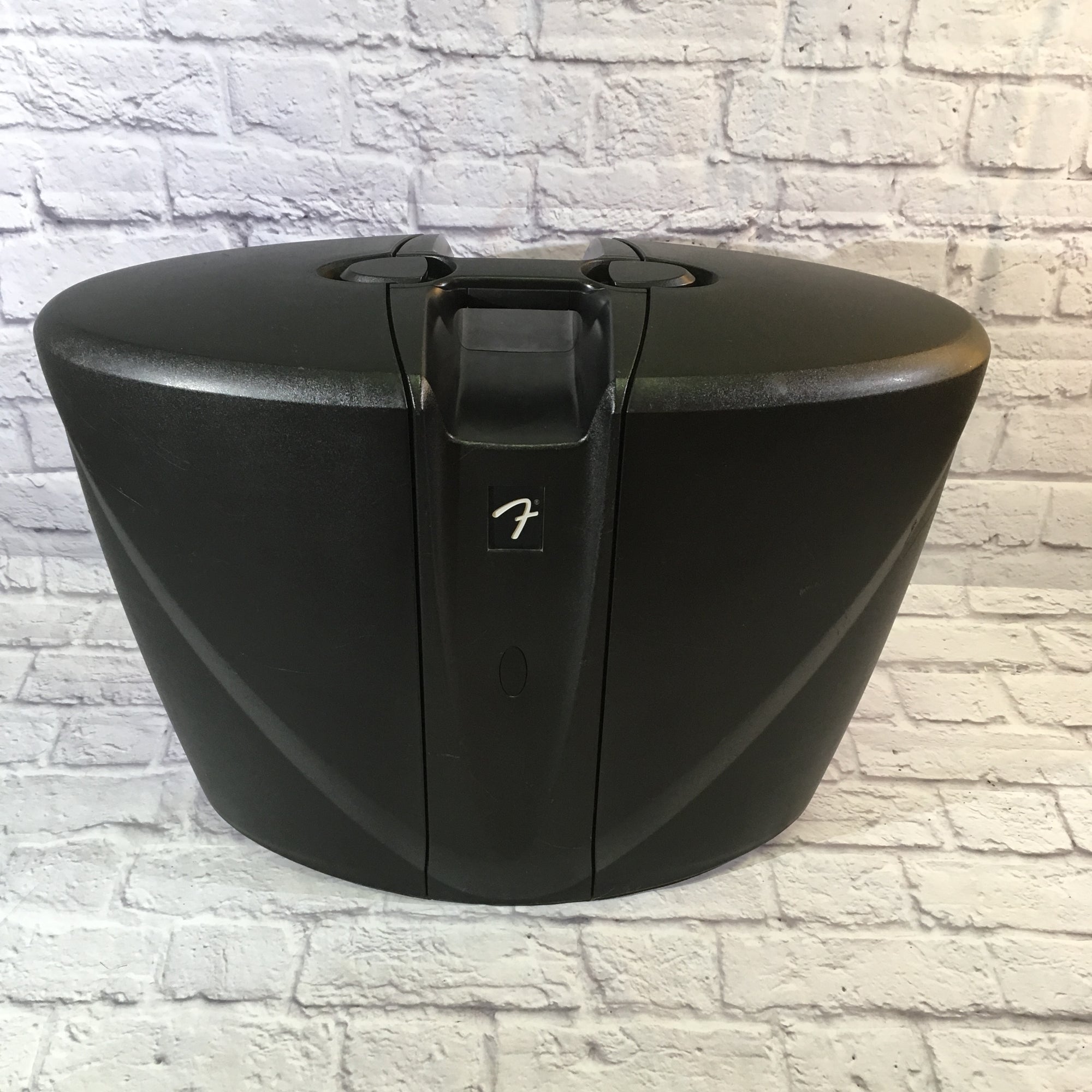 Fender Passport 300 Pro Portable PA System Evolution Music