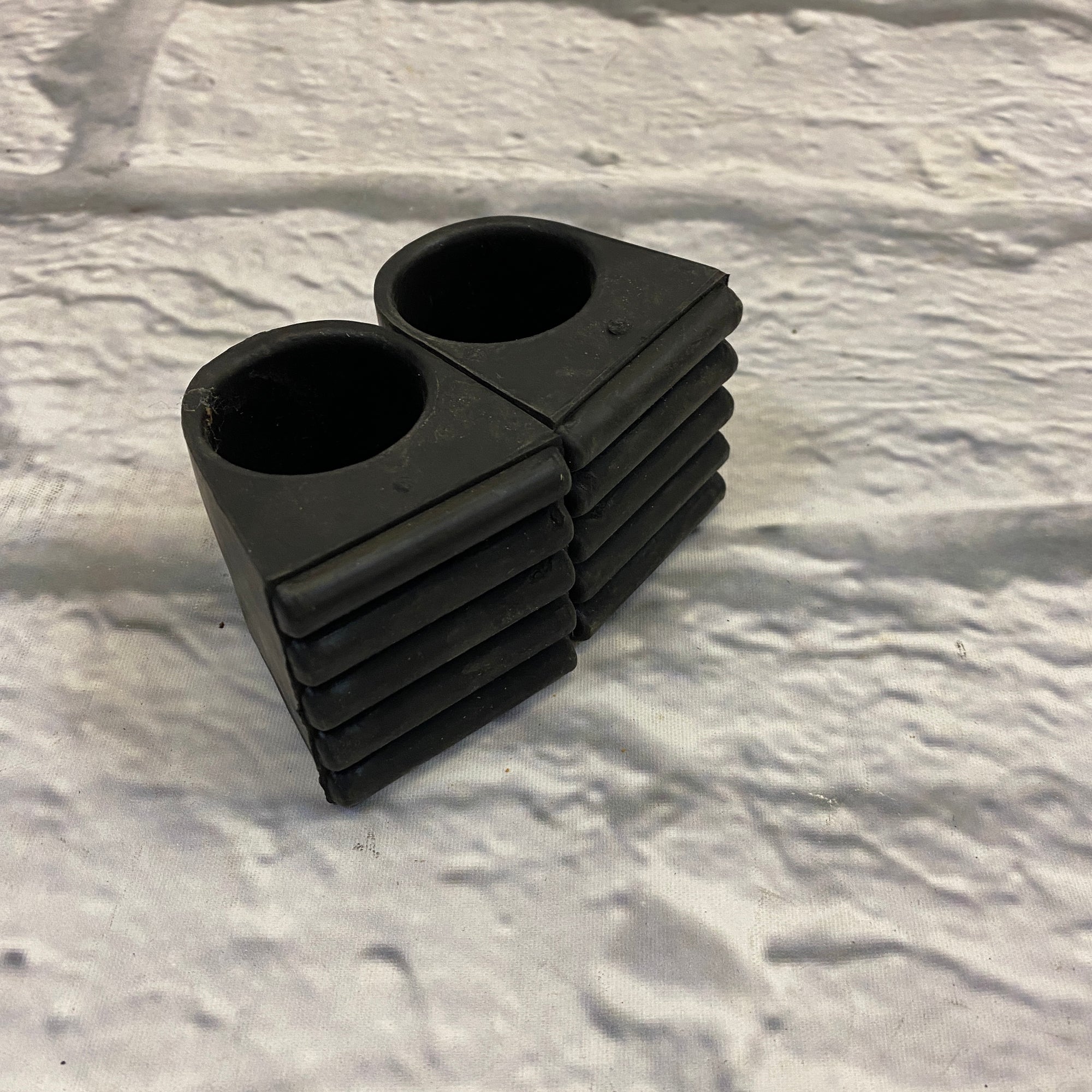 Unknown Horizontal Rack Feet