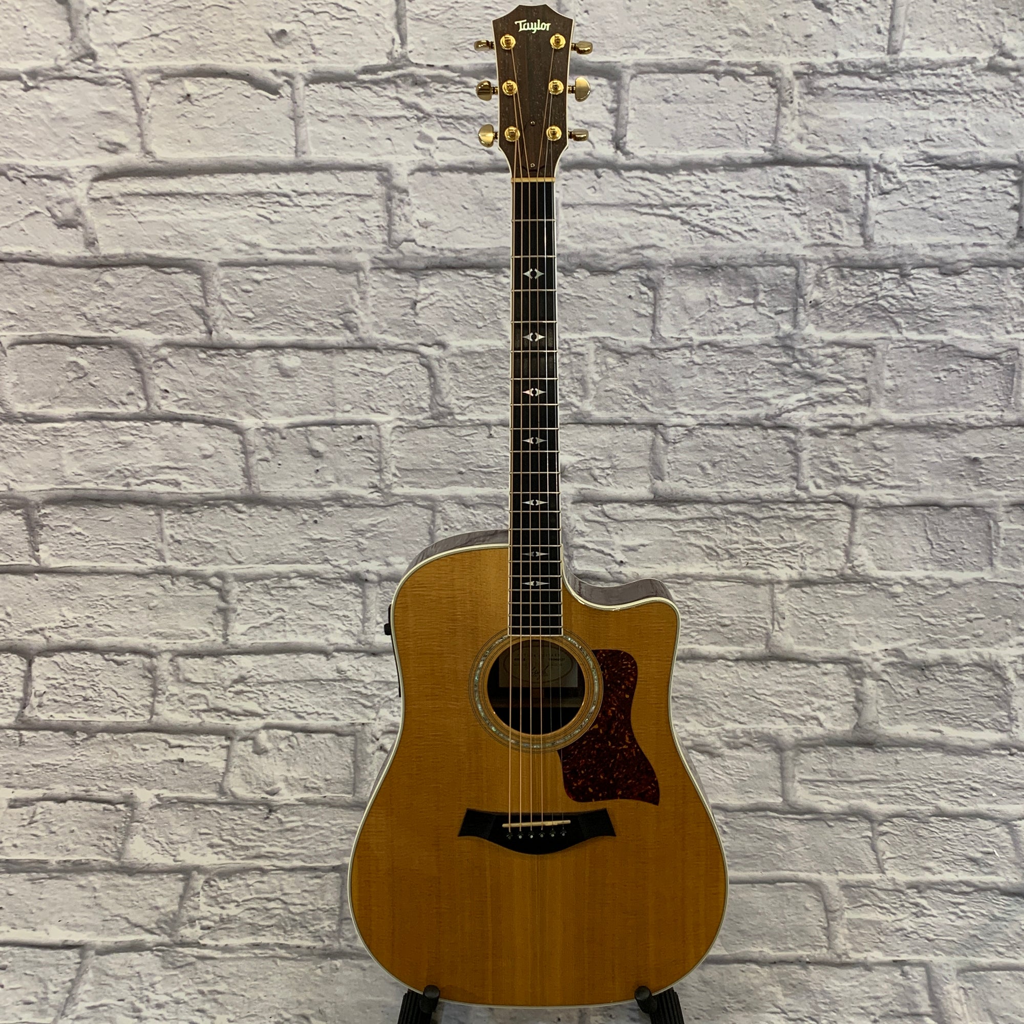 Taylor 810-CE Acoustic Guitar w/ Case - Evolution Music