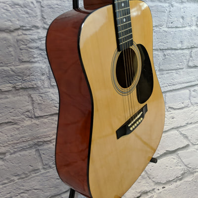 Montana MT104-N Standard Dreadnought Acoustic Guitar