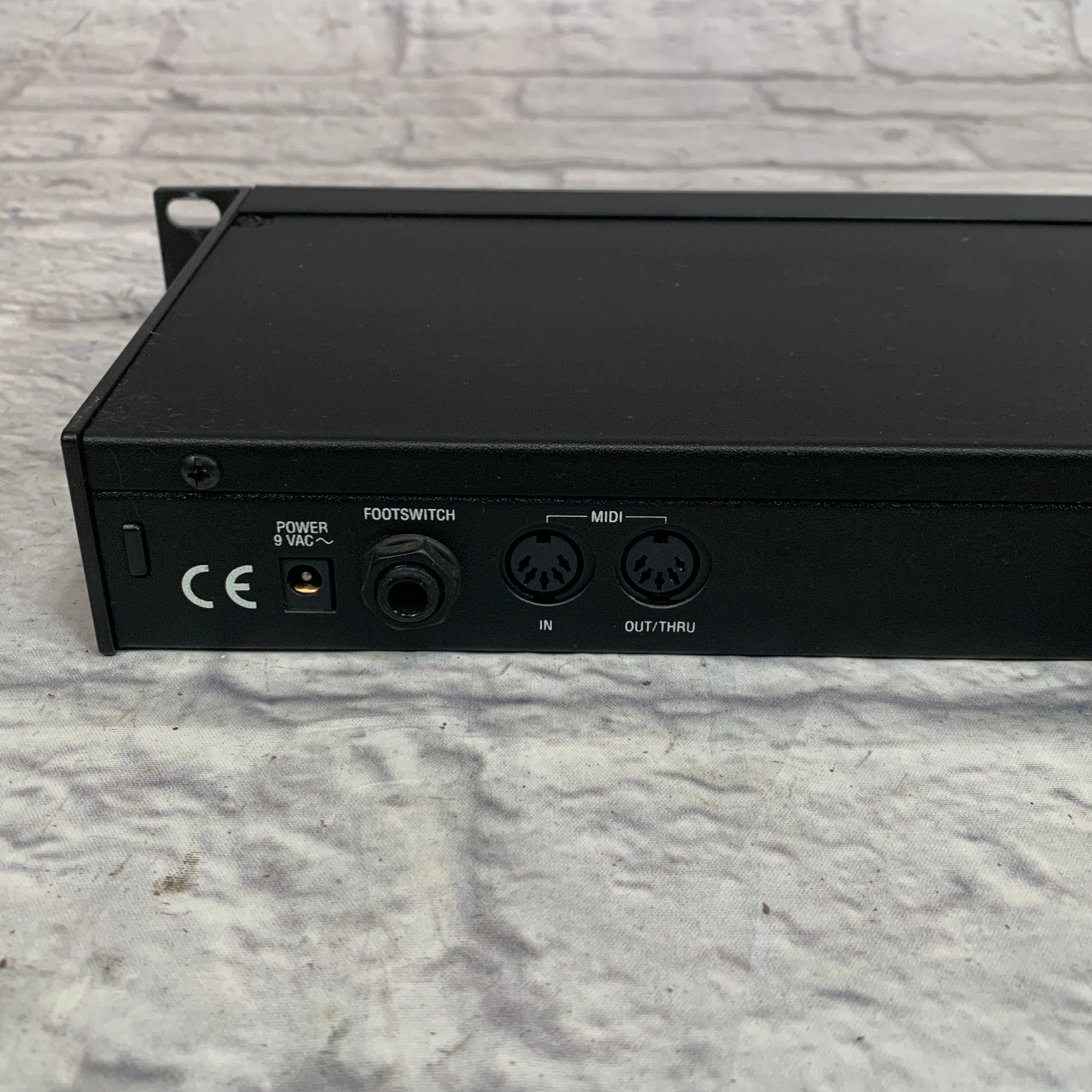 Alesis MidiVerb 4 Effects Processor