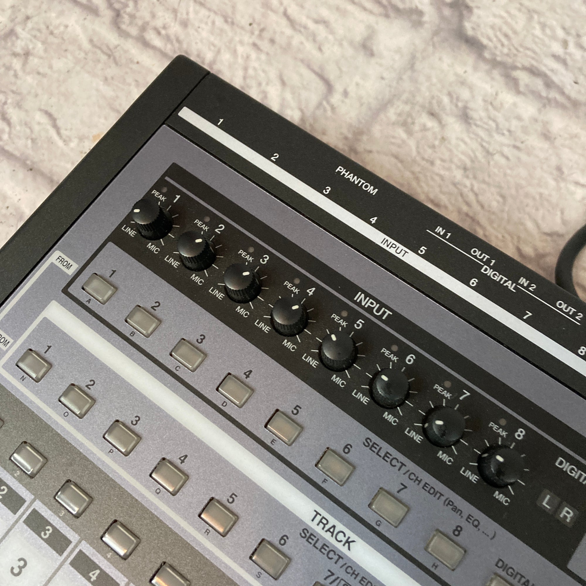 Roland VS-1880 Workstation - Evolution Music