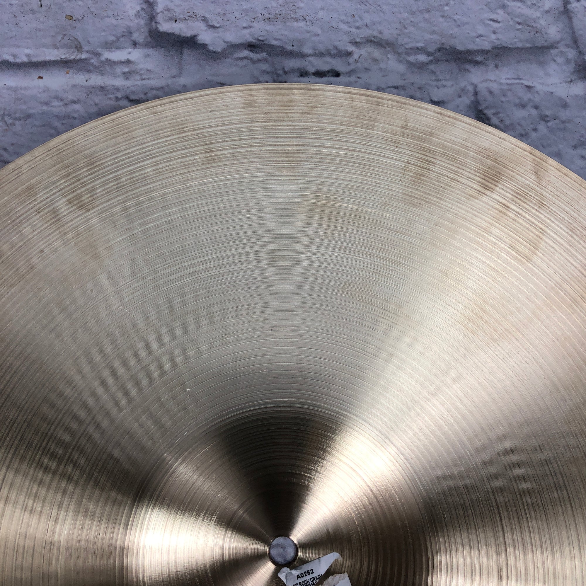 Zildjian Avedis 18in Rock Crash Cymbal