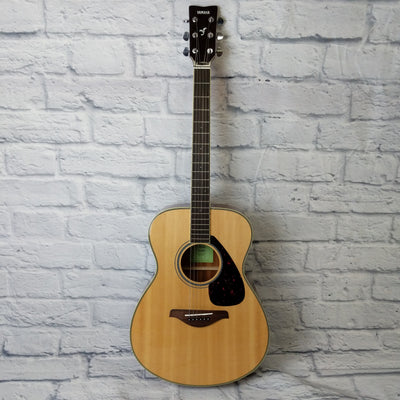 Yamaha FS820 Auditorium Acoustic Guitar