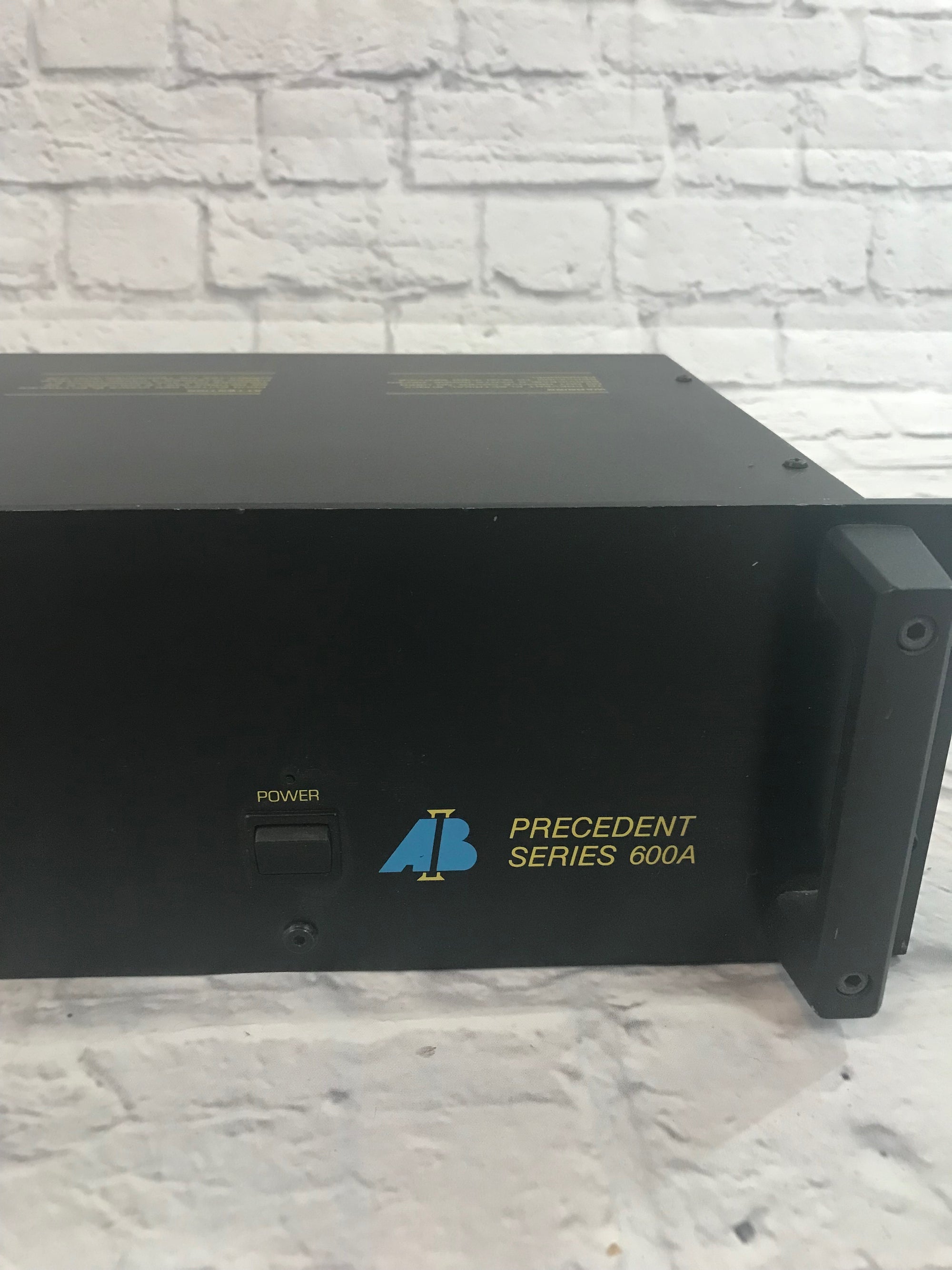 AB International Precendent Series 600A Power Amp