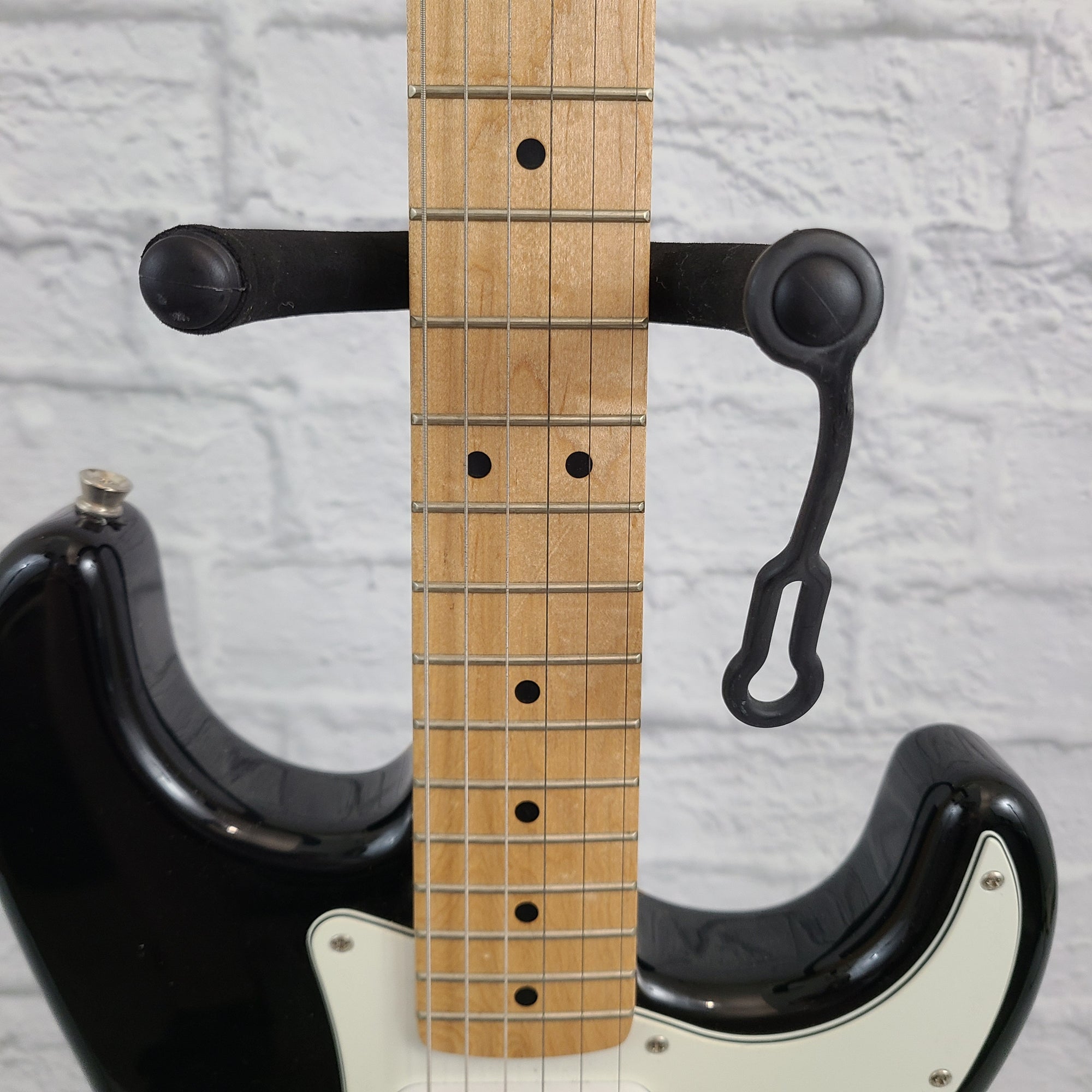 Fender Starcster Electric Guitar
