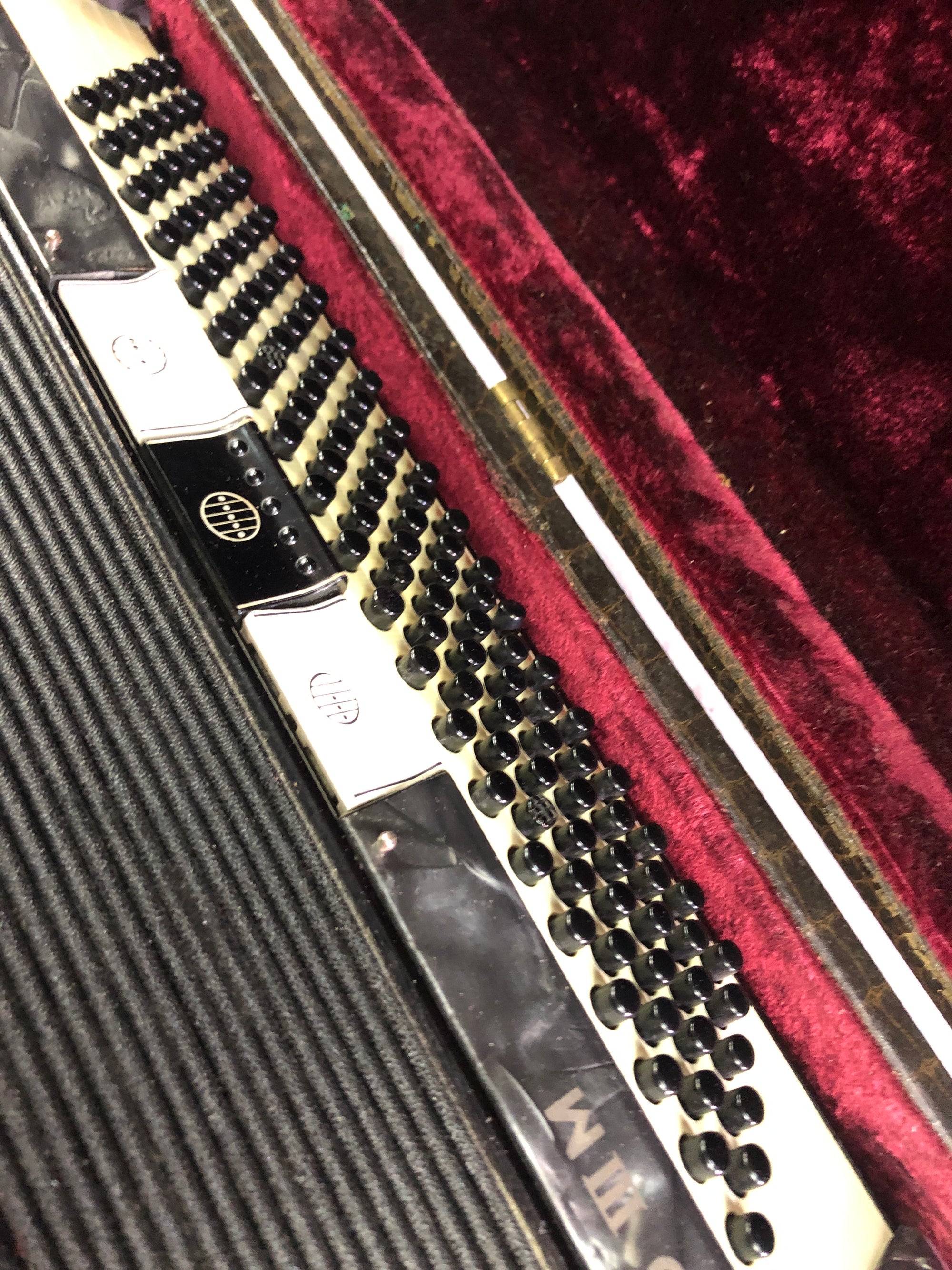 Hohner Vintage Tango III M Accordion