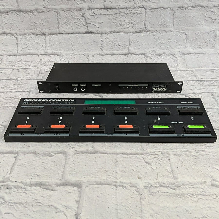 Digital Music Corp. GCX Audio Switcher w. Ground Control Footswitch