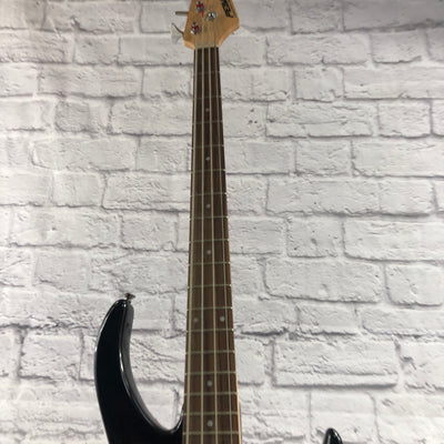 Peavey Fury II International Series 4 String Bass