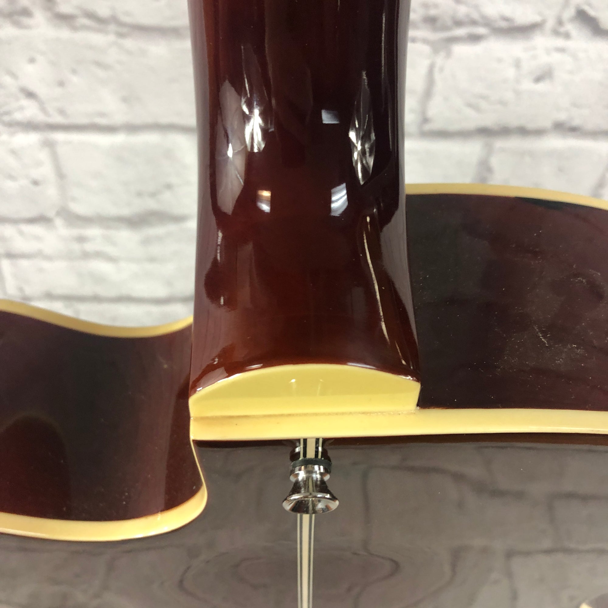 Unknown Resonator - Acoustic Electric Single Cutaway