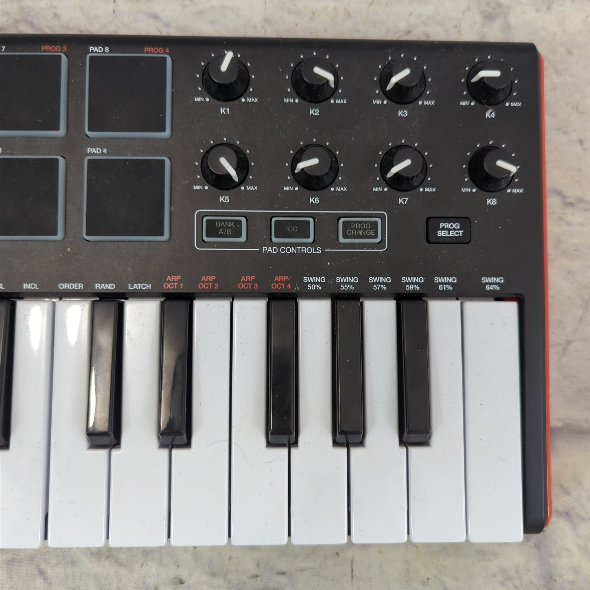 Akai MPK Mini Midi Controller
