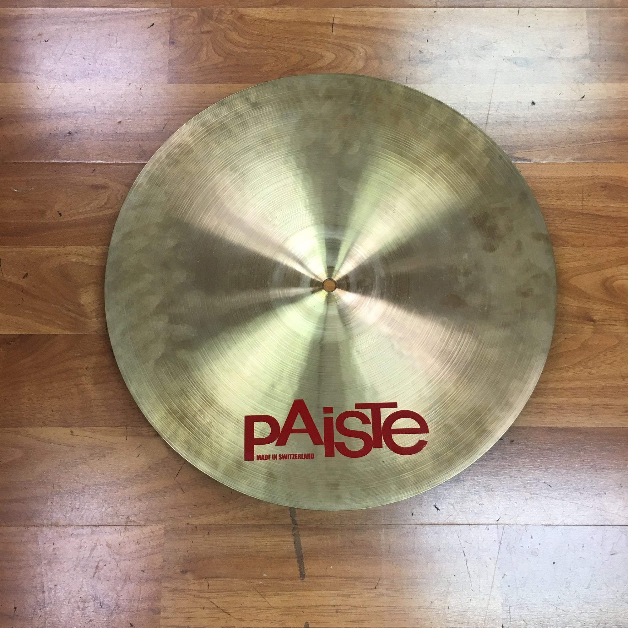 Paiste 18" 2002 Medium Crash, Small Key Crack