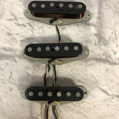 Fender Pure Vintage 65 Strat Pickup Set Grey Bottom