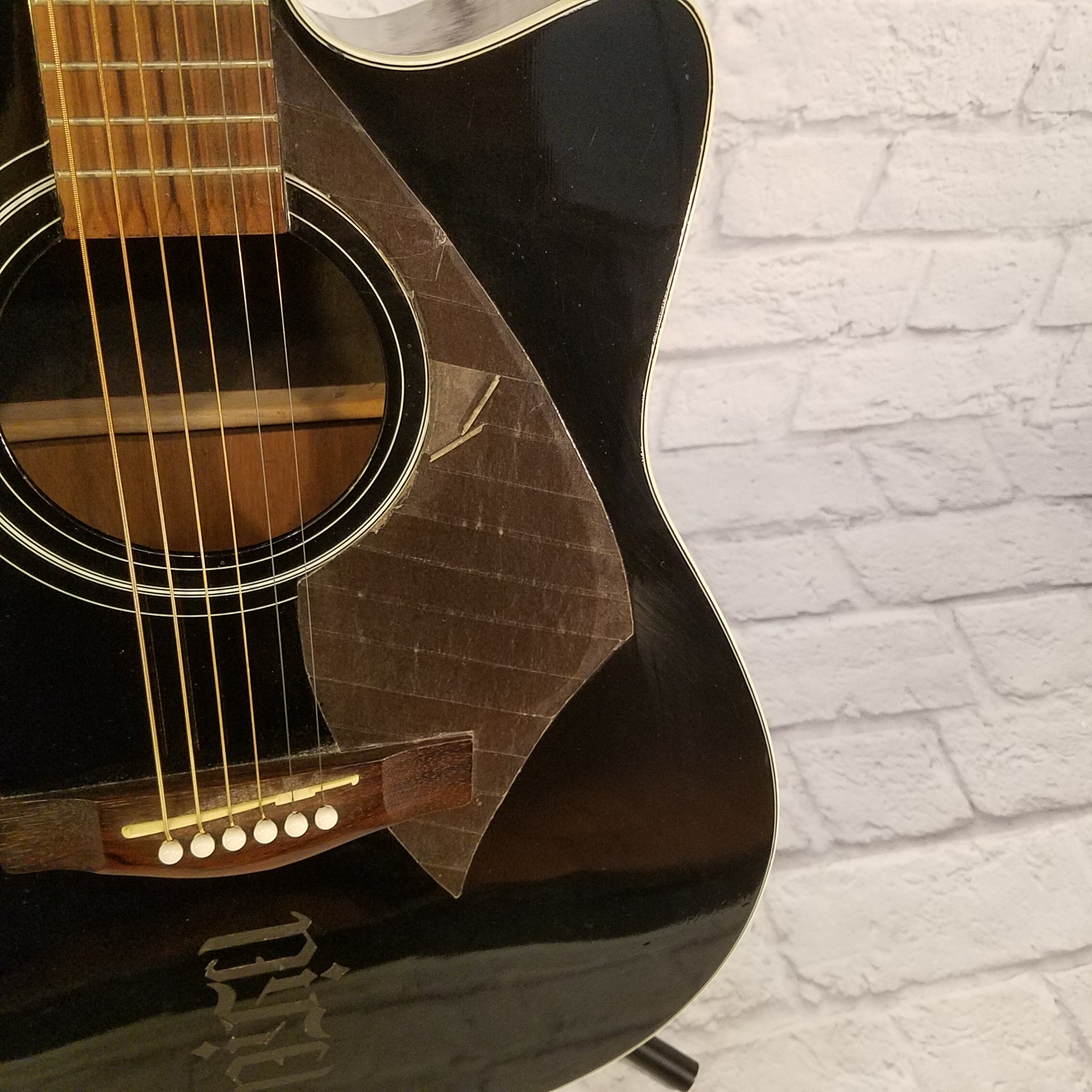 Yamaha FX370c Black Acoustic Electric Guitar - Evolution Music