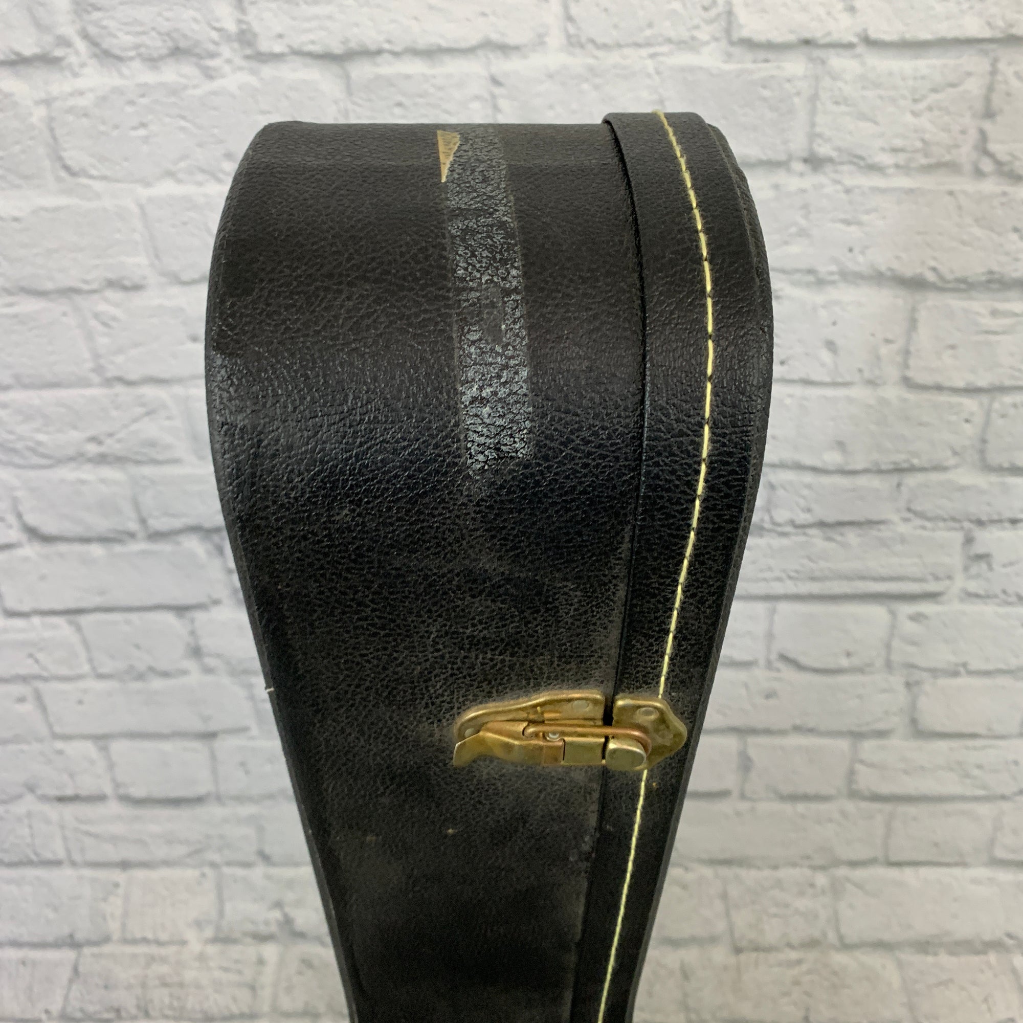 TKL Larrivee Acoustic Guitar Hardshell Hard Case