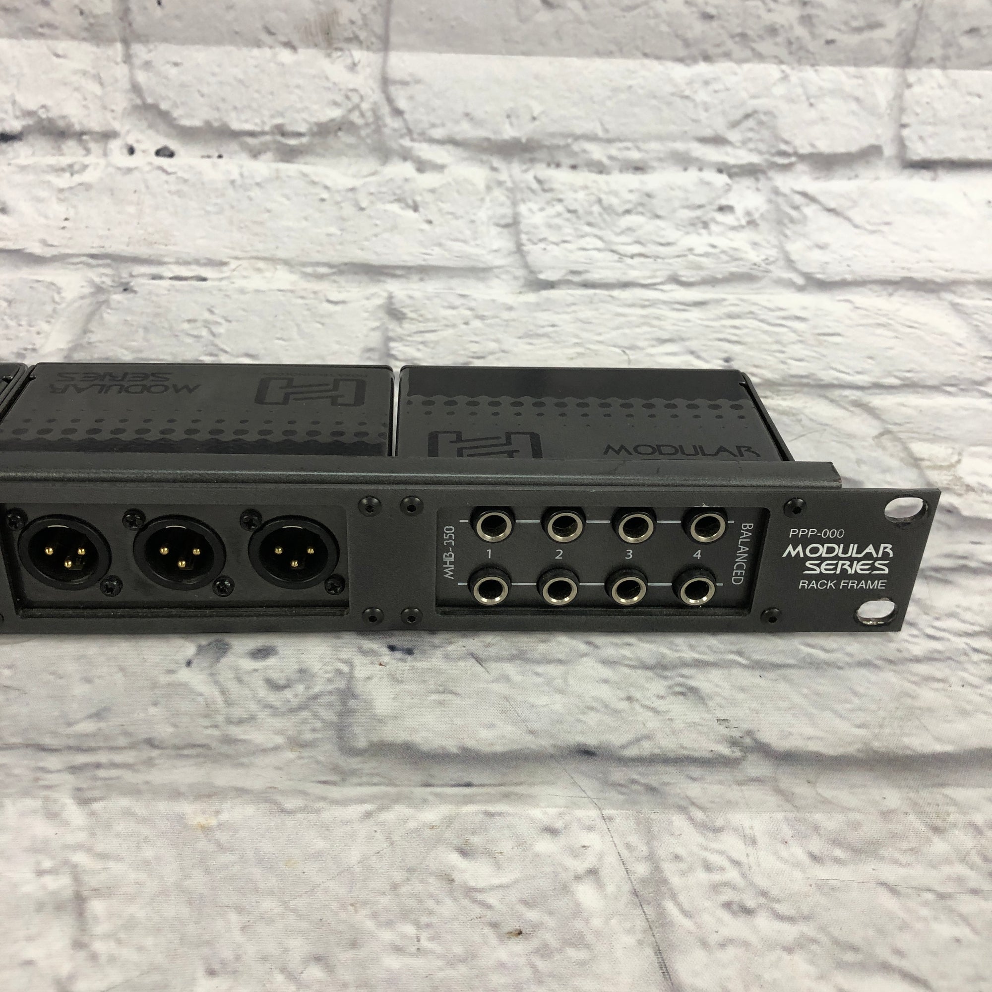 Hosa Technology MHB-350 MXL-369 Rack Patchbay
